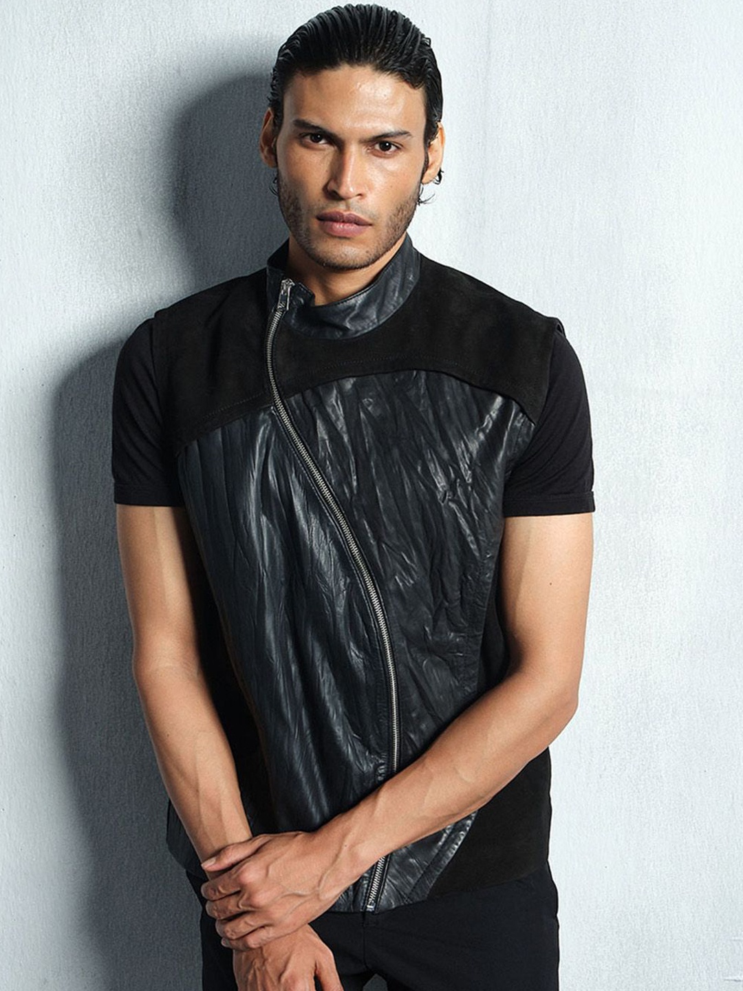 the Misnomer Unisex Mock Collar Colourblocked Leather Casual Bomber Jacket, Black
the Misnomer Unisex Mock Collar Colourblocked Leather Casual Bomber Jacket, Black