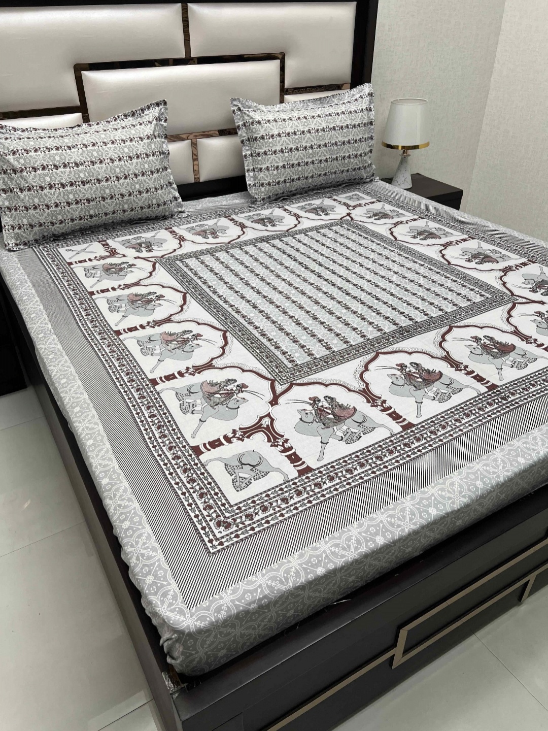 Pure Decor Cotton King Size Double Bed Bedsheet With 2 Pillow Covers 2.74m X 2.74m, Grey
Pure Decor Cotton King Size Double Bed Bedsheet With 2 Pillow Covers 2.74m X 2.74m, Grey