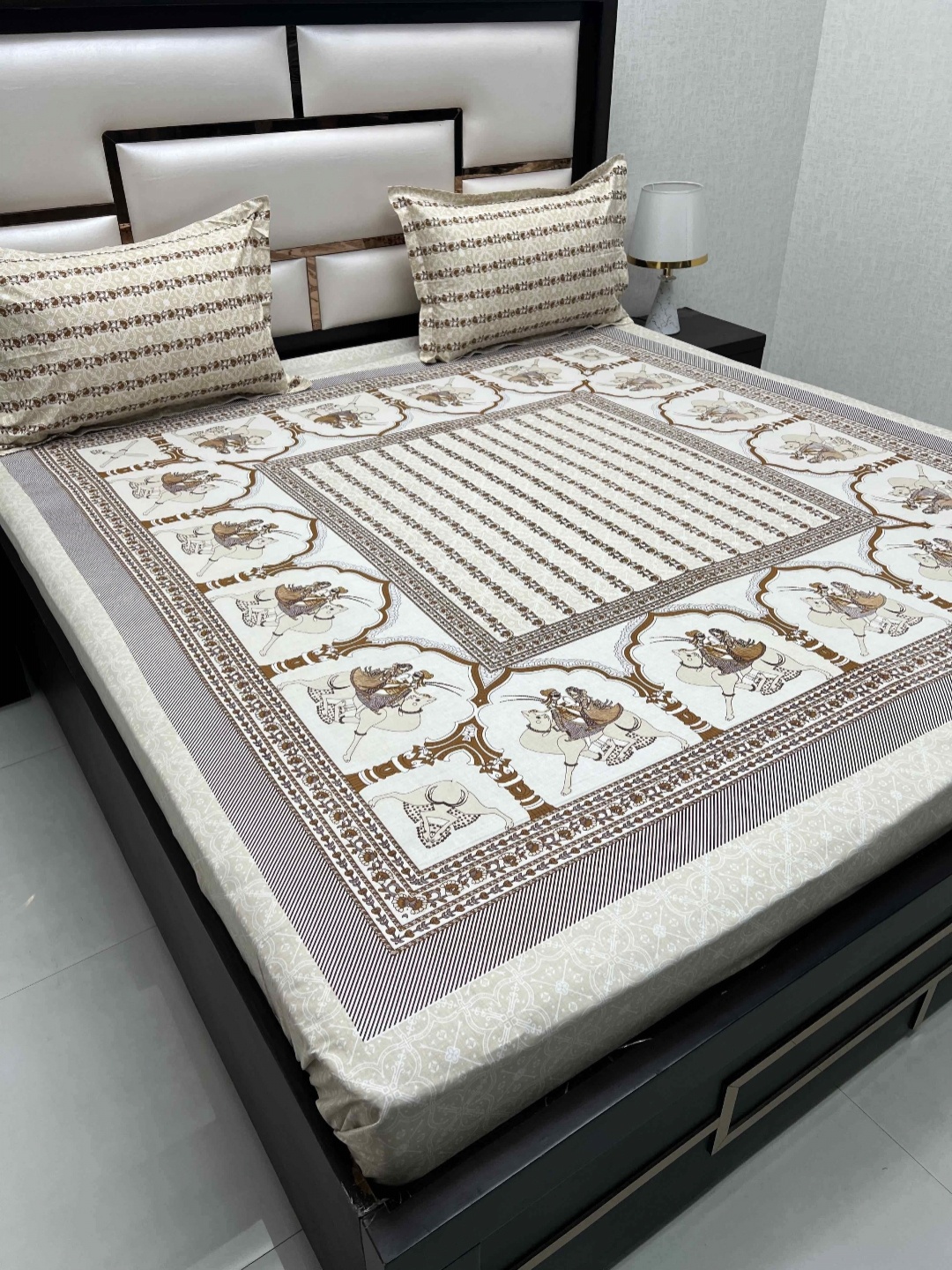 Pure Decor Cotton King Size Double Bedsheet With 2 Pillow Covers 2.74m X 2.74m, Brown
Pure Decor Cotton King Size Double Bedsheet With 2 Pillow Covers 2.74m X 2.74m, Brown