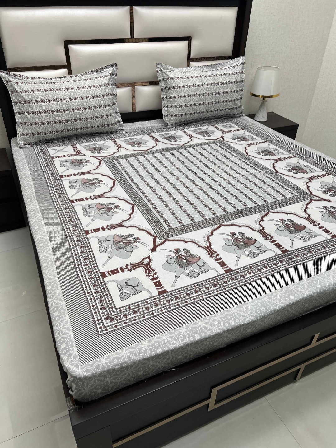 Pure Decor Cotton King Size Double Bed Bedsheet With 2 Pillow Covers 2.74m X 2.74m, Grey
Pure Decor Cotton King Size Double Bed Bedsheet With 2 Pillow Covers 2.74m X 2.74m, Grey