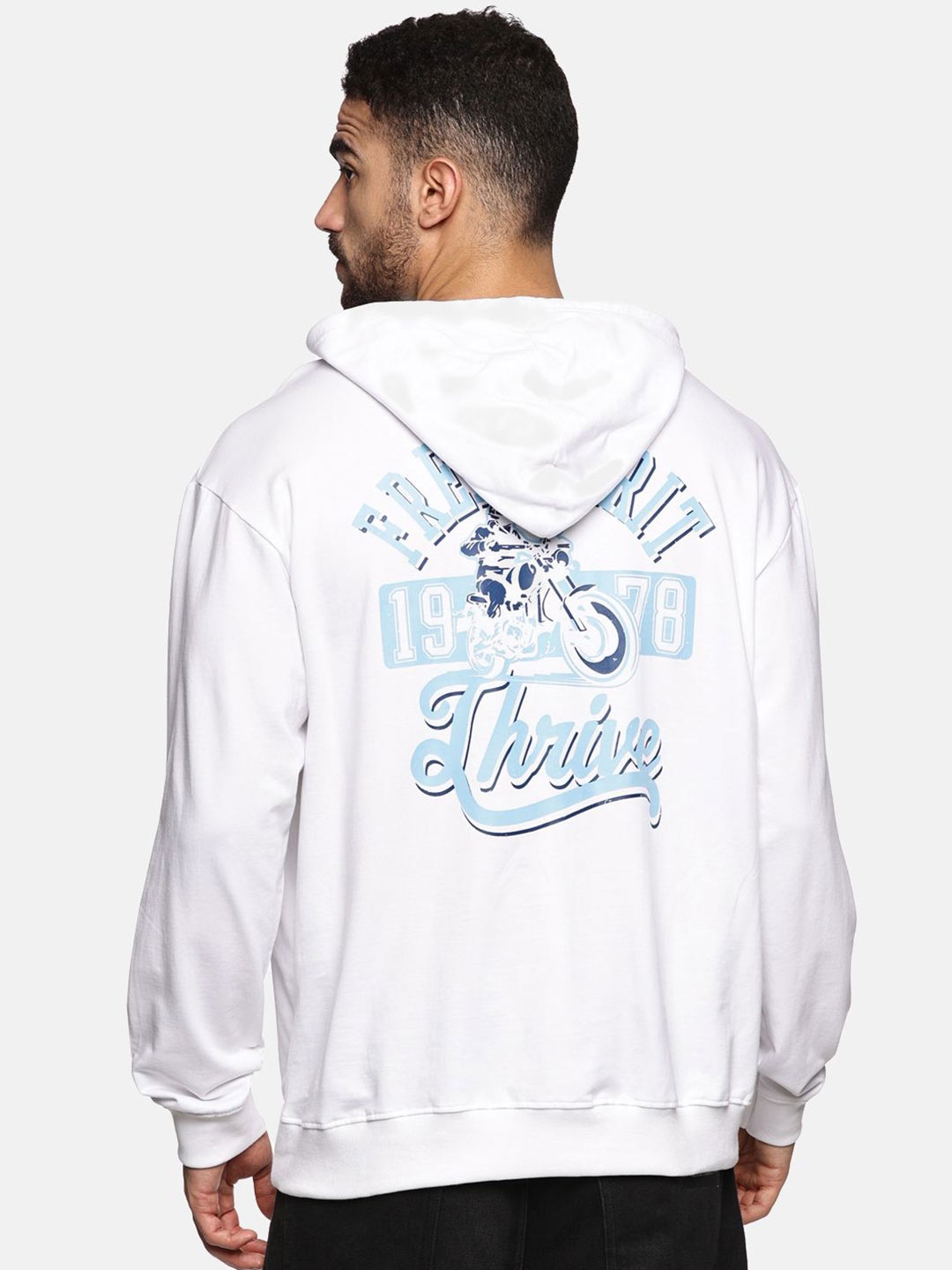 The Roadster Lifestyle Co Men Graphic Printed Cotton Relaxed Fit Hooded Sweatshirts, White
The Roadster Lifestyle Co Men Graphic Printed Cotton Relaxed Fit Hooded Sweatshirts, White
