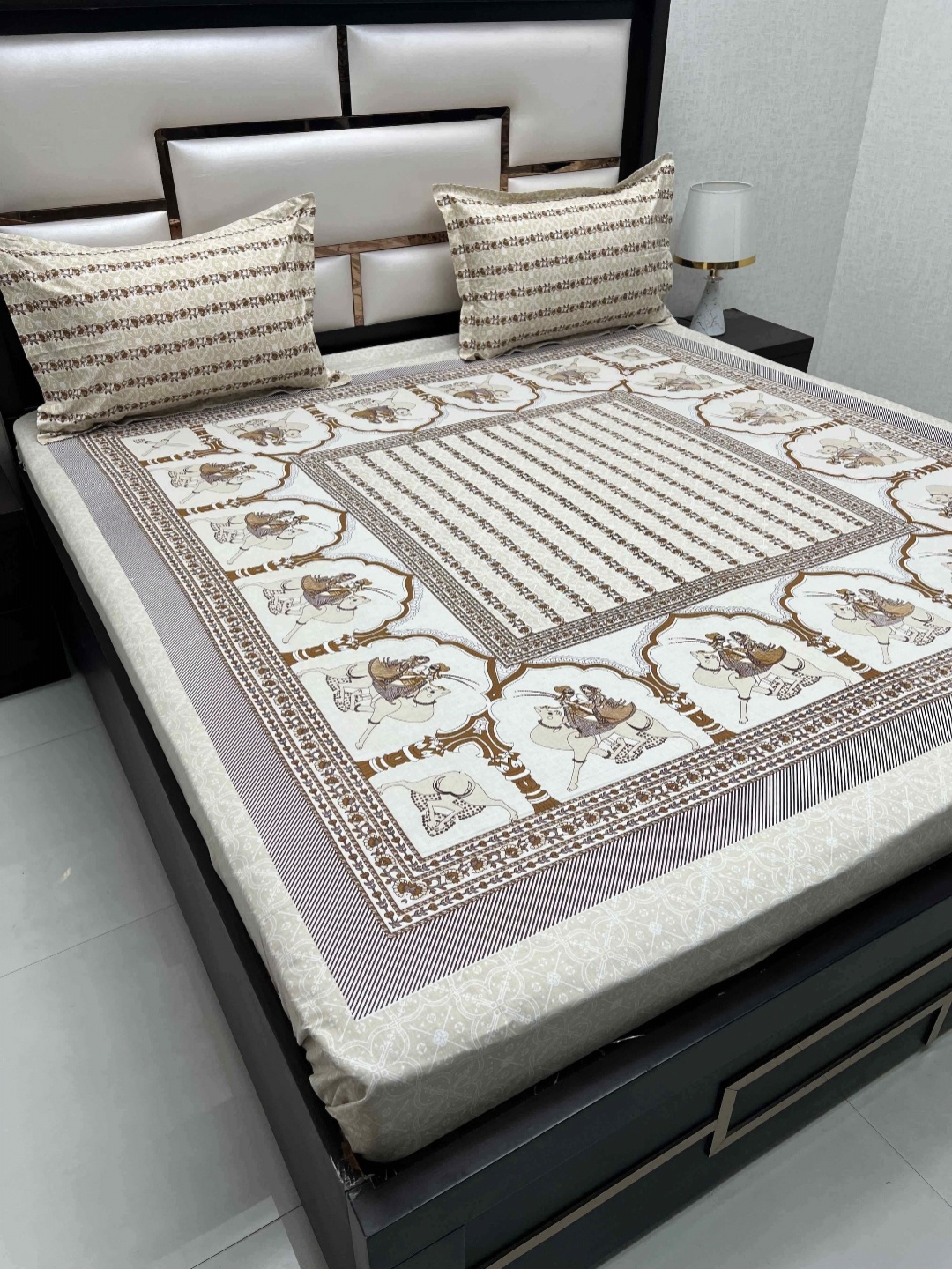 Pure Decor Cotton King Size Double Bed Bedsheet With 2 Pillow Covers 2.74m X 2.74m, Brown
Pure Decor Cotton King Size Double Bed Bedsheet With 2 Pillow Covers 2.74m X 2.74m, Brown