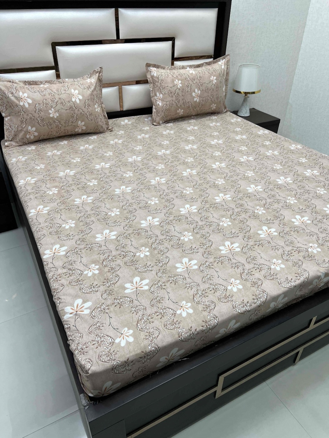 Pure Decor Cotton Queen Size Double Bedsheet With 2 Pillow Covers 2.28m X 2.54m, Brown
Pure Decor Cotton Queen Size Double Bedsheet With 2 Pillow Covers 2.28m X 2.54m, Brown