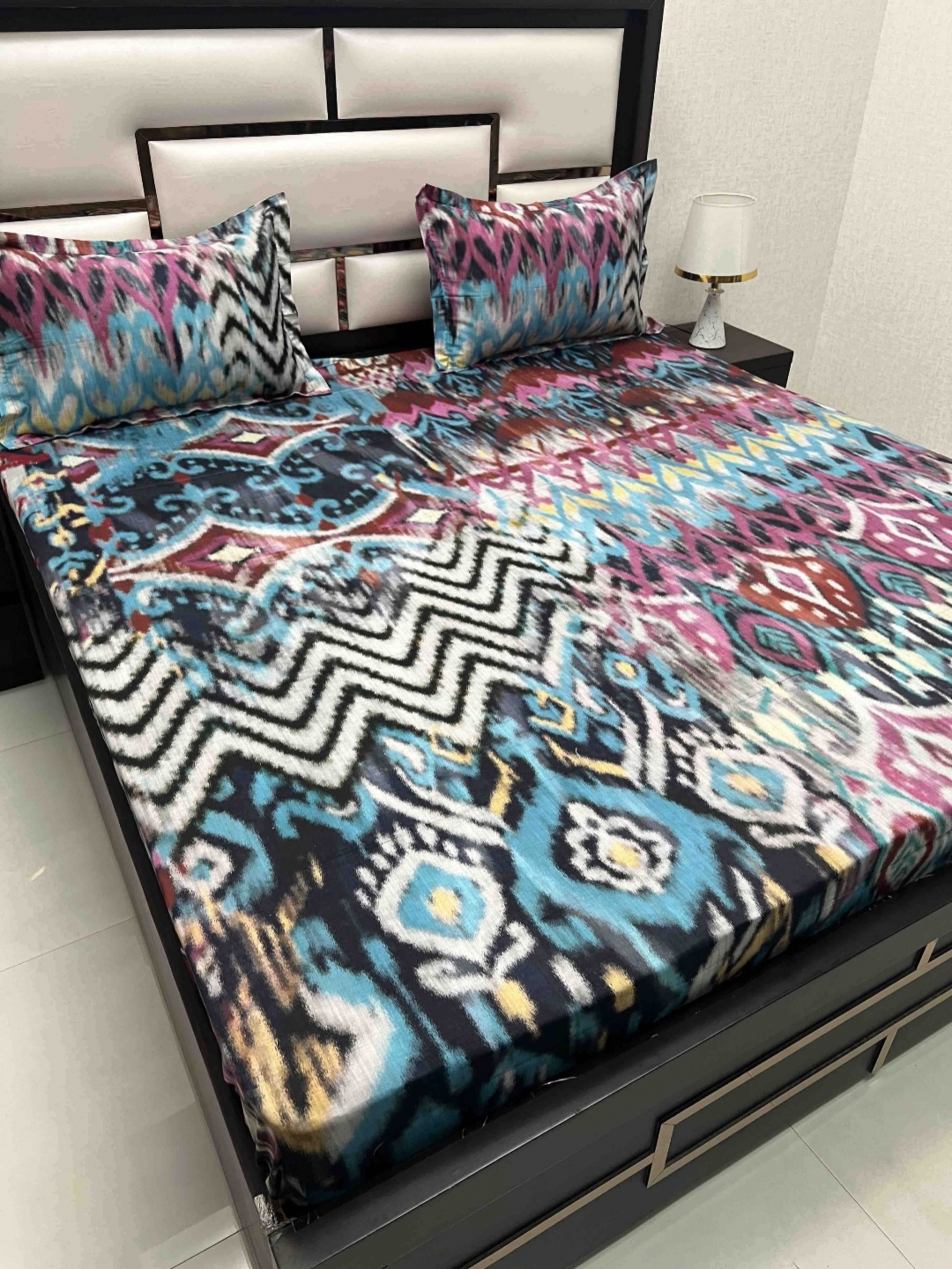 Pure Decor Cotton King Size Double Bed Bedsheet With 2 Pillow Covers 2.74m X 2.74m, Pink
Pure Decor Cotton King Size Double Bed Bedsheet With 2 Pillow Covers 2.74m X 2.74m, Pink