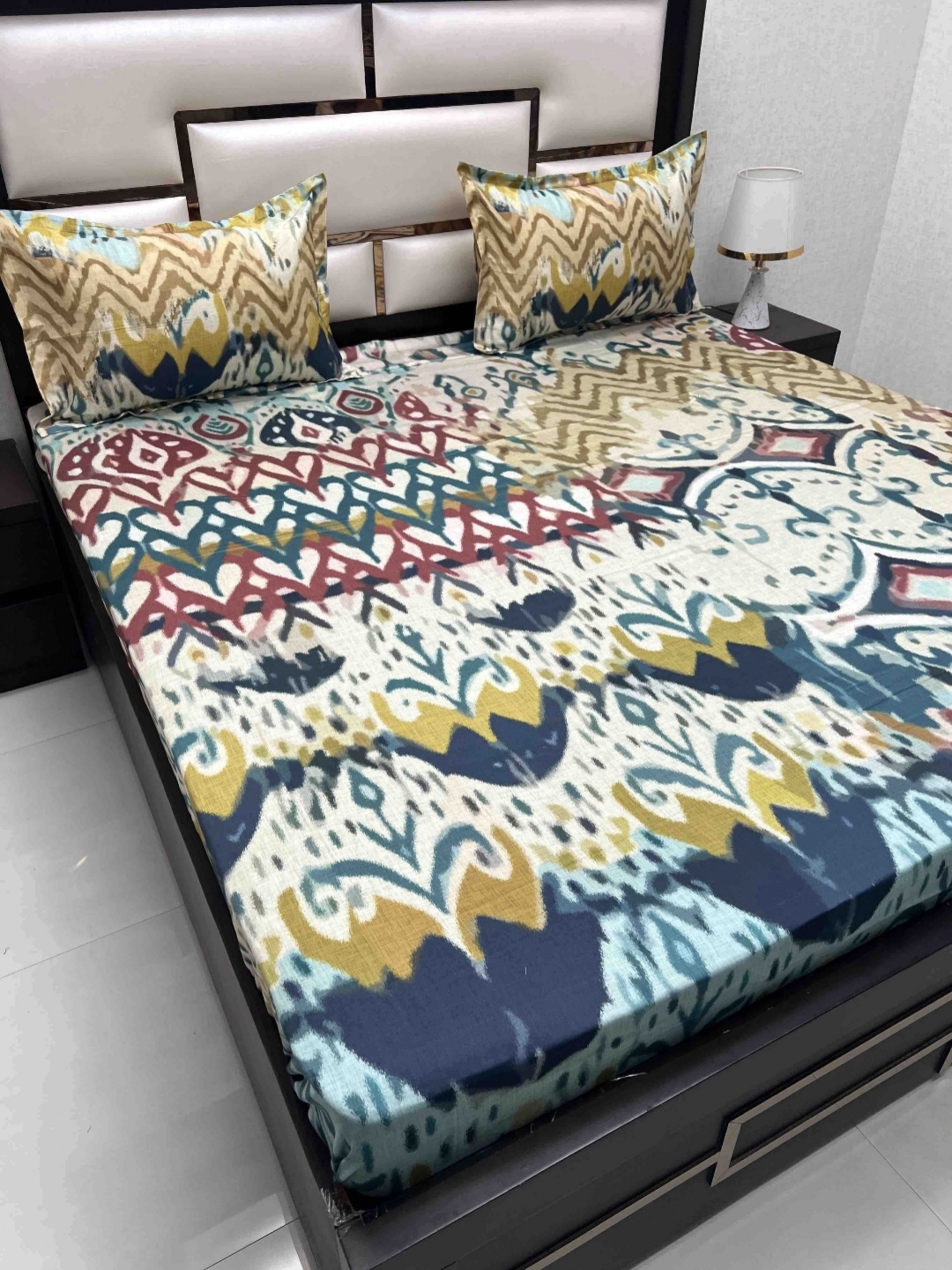 Pure Decor Cotton King Size Double Bed Bedsheet With 2 Pillow Covers 2.74m X 2.74m, Beige
Pure Decor Cotton King Size Double Bed Bedsheet With 2 Pillow Covers 2.74m X 2.74m, Beige