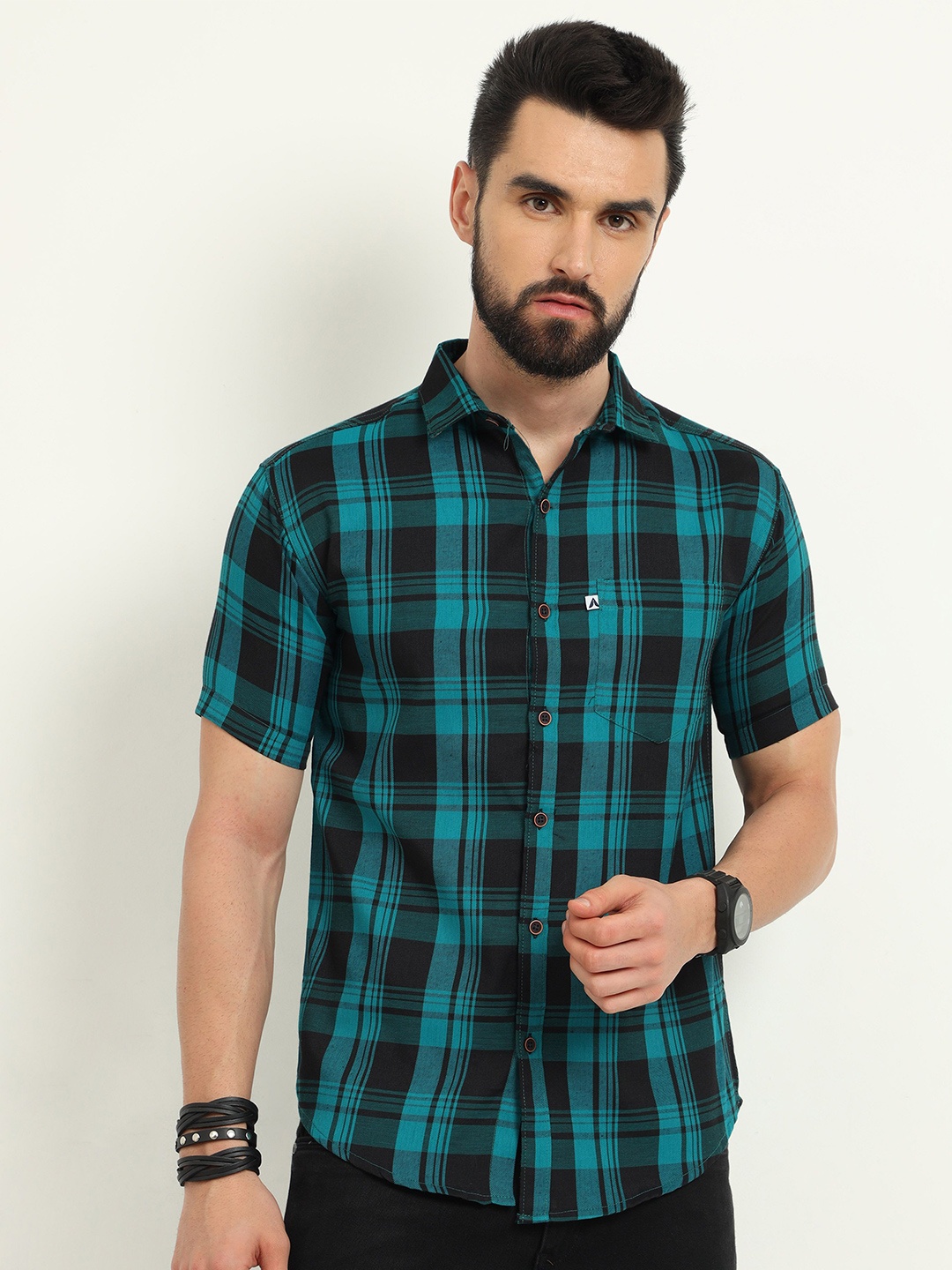 ALLWIN PAUL Men Classic Spread Collar Tartan Checked Cotton Casual Shirt, Turquoise blue
ALLWIN PAUL Men Classic Spread Collar Tartan Checked Cotton Casual Shirt, Turquoise blue