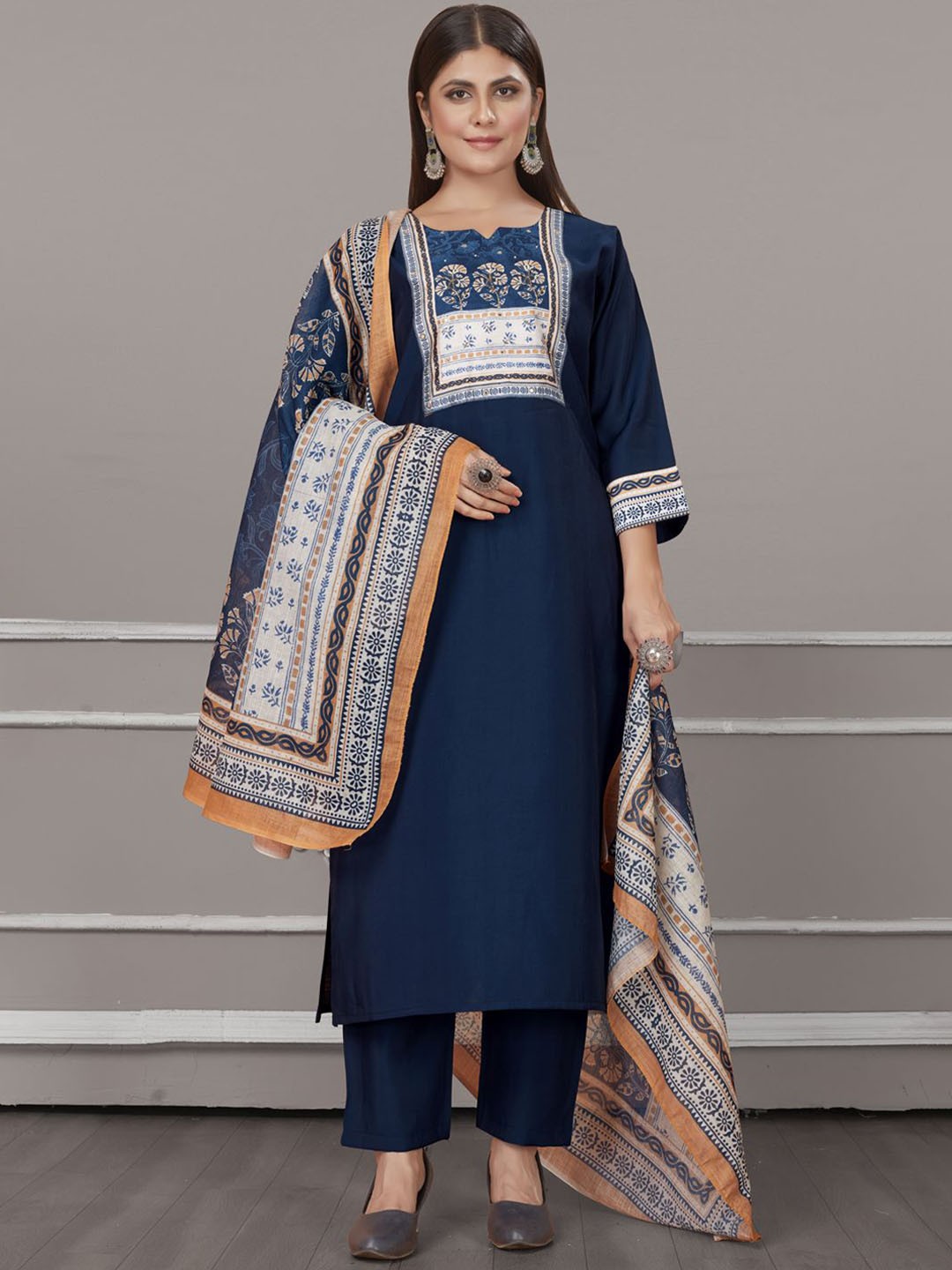 STYLE SAMSARA Floral Yoke Design Regular Beads Work Kurta With Trouser With Dupatta, Navy blue
STYLE SAMSARA Floral Yoke Design Regular Beads Work Kurta With Trouser With Dupatta, Navy blue