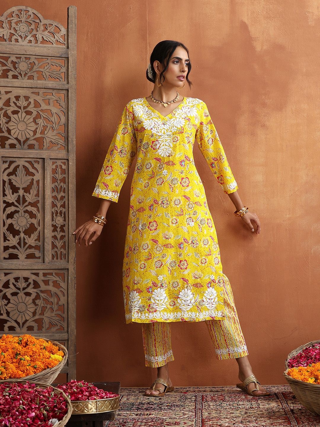 House of Chikankari Floral Embroidered Pure Cotton Straight Kurta With Trouser, Yellow
House of Chikankari Floral Embroidered Pure Cotton Straight Kurta With Trouser, Yellow