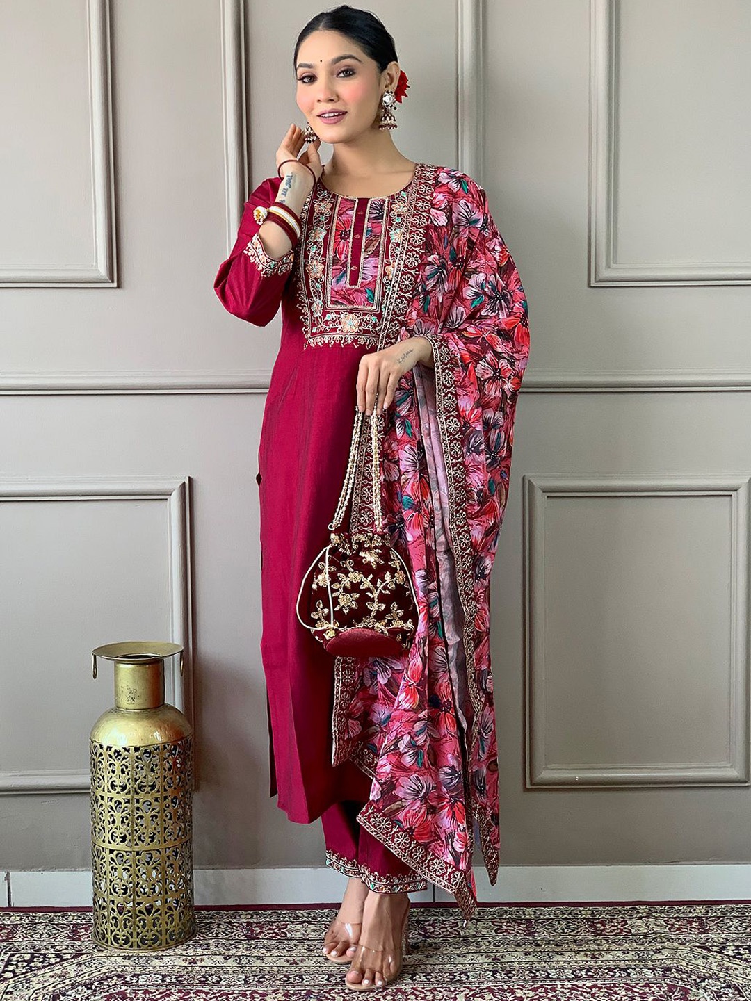 KALINI Floral Embroidered Thread Work Straight Kurta with Trousers & Dupatta, Maroon
KALINI Floral Embroidered Thread Work Straight Kurta with Trousers & Dupatta, Maroon