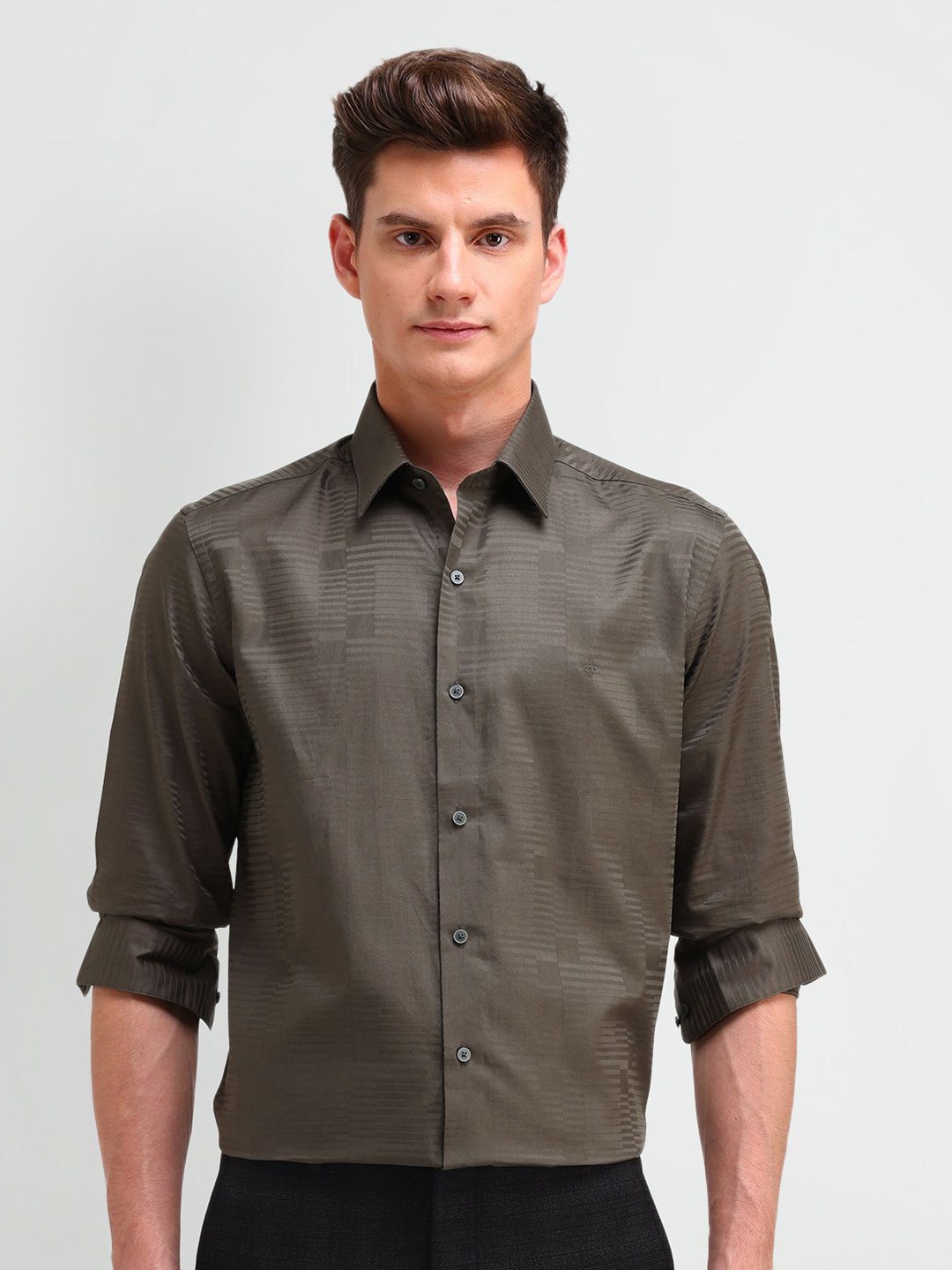 Arrow New York Men Manhattan Spread Collar Textured Cotton Slim Fit Casual Shirt, Grey
Arrow New York Men Manhattan Spread Collar Textured Cotton Slim Fit Casual Shirt, Grey