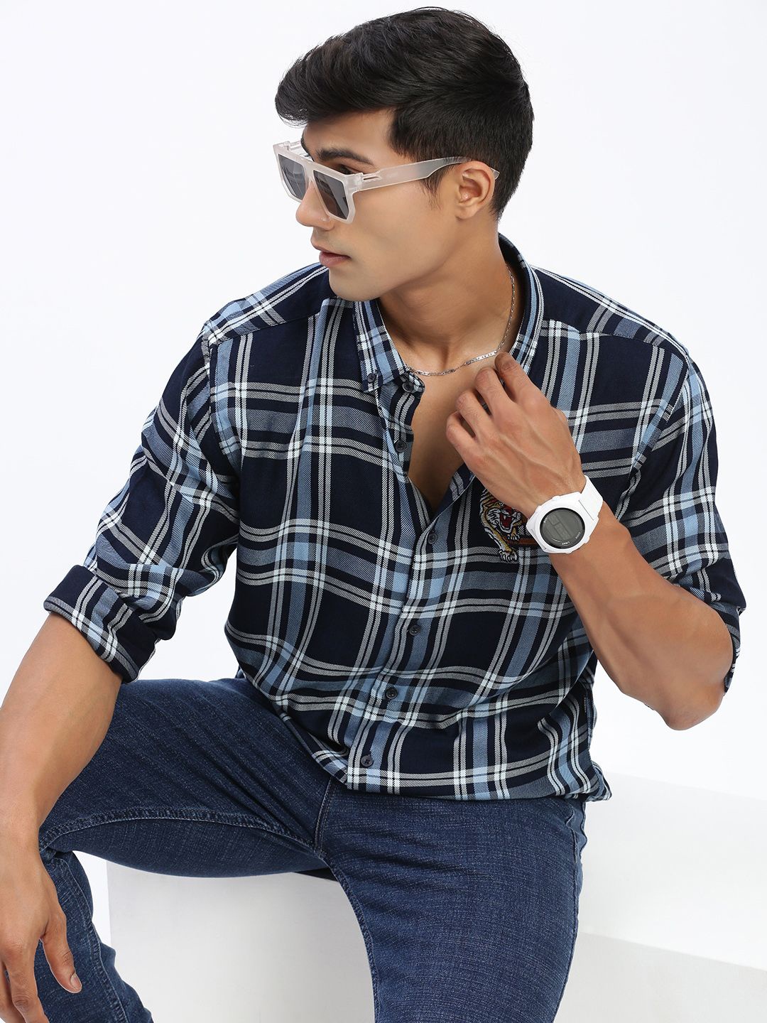 SHOWOFF Men Premium Spread Collar Tartan Checked Cotton Casual Shirt, Navy blue
SHOWOFF Men Premium Spread Collar Tartan Checked Cotton Casual Shirt, Navy blue