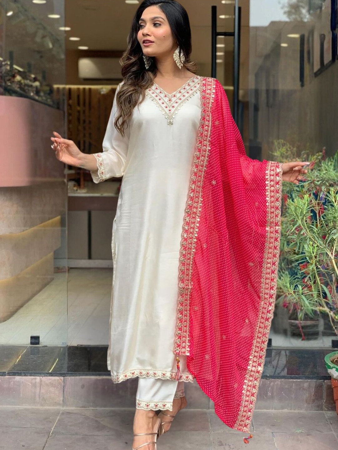 KALINI Floral Embroidered Thread Work Chanderi Silk Kurta with Trouser & Dupatta, Off white
KALINI Floral Embroidered Thread Work Chanderi Silk Kurta with Trouser & Dupatta, Off white
