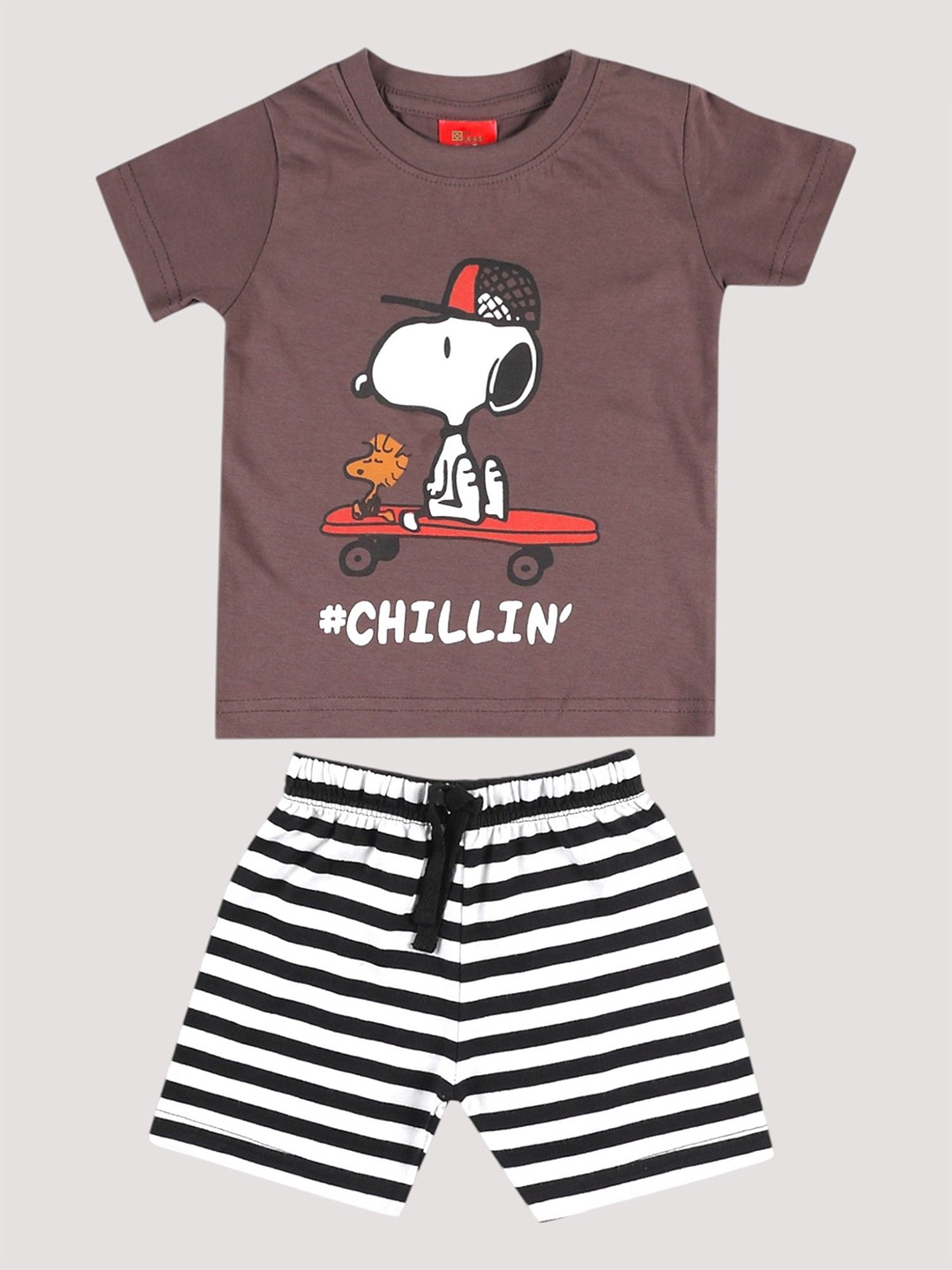 The Pachisi Boys Snoopy Graphic Printed Raglan Sleeves Pure Cotton T-shirt with Shorts, Grey
The Pachisi Boys Snoopy Graphic Printed Raglan Sleeves Pure Cotton T-shirt with Shorts, Grey