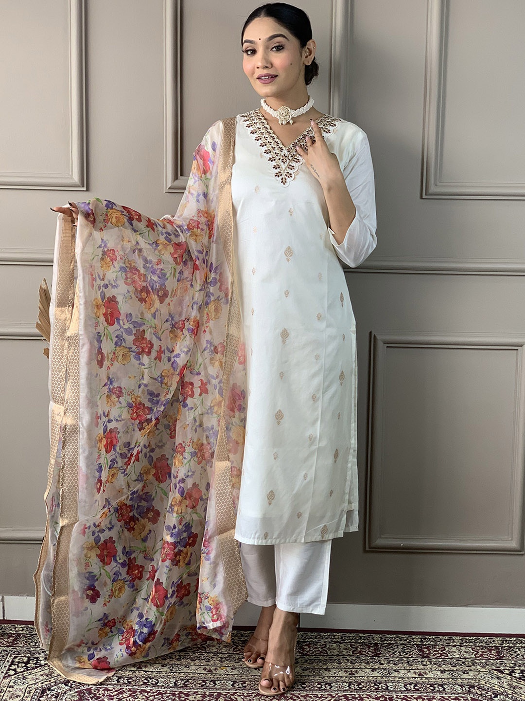KALINI Floral Woven Design Patchwork Straight Kurta with Trousers & Dupatta, Off white
KALINI Floral Woven Design Patchwork Straight Kurta with Trousers & Dupatta, Off white