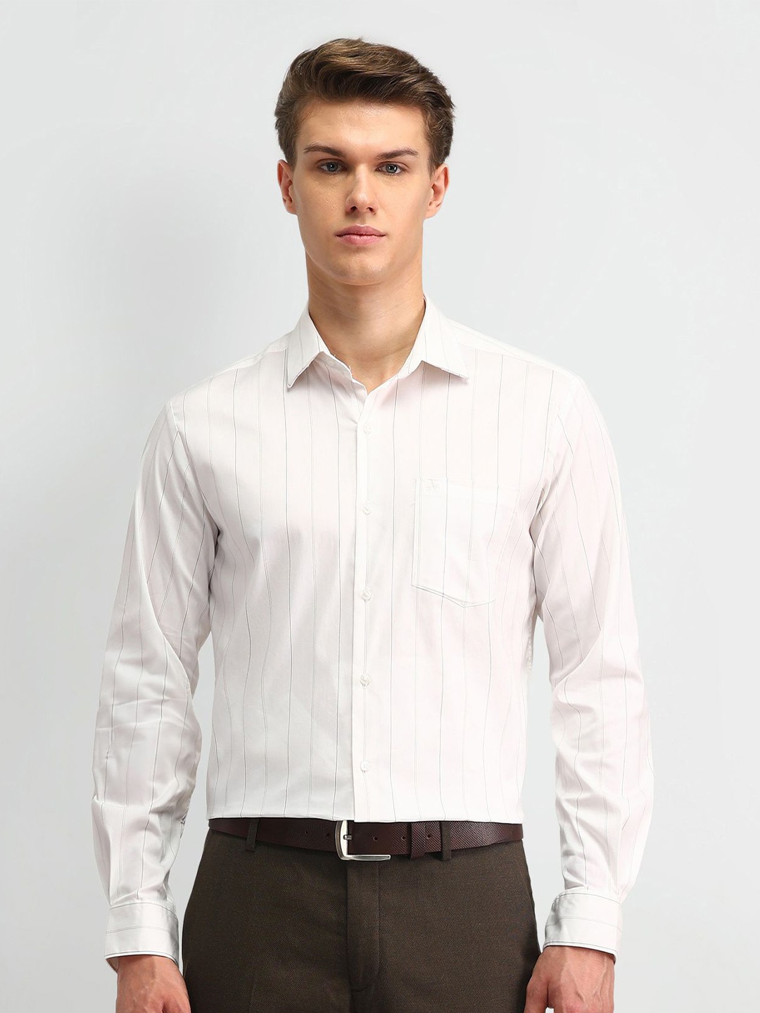 Arrow Men Manhattan Spread Collar Pinstripes Striped Cotton Slim Fit Formal Shirt, White
Arrow Men Manhattan Spread Collar Pinstripes Striped Cotton Slim Fit Formal Shirt, White