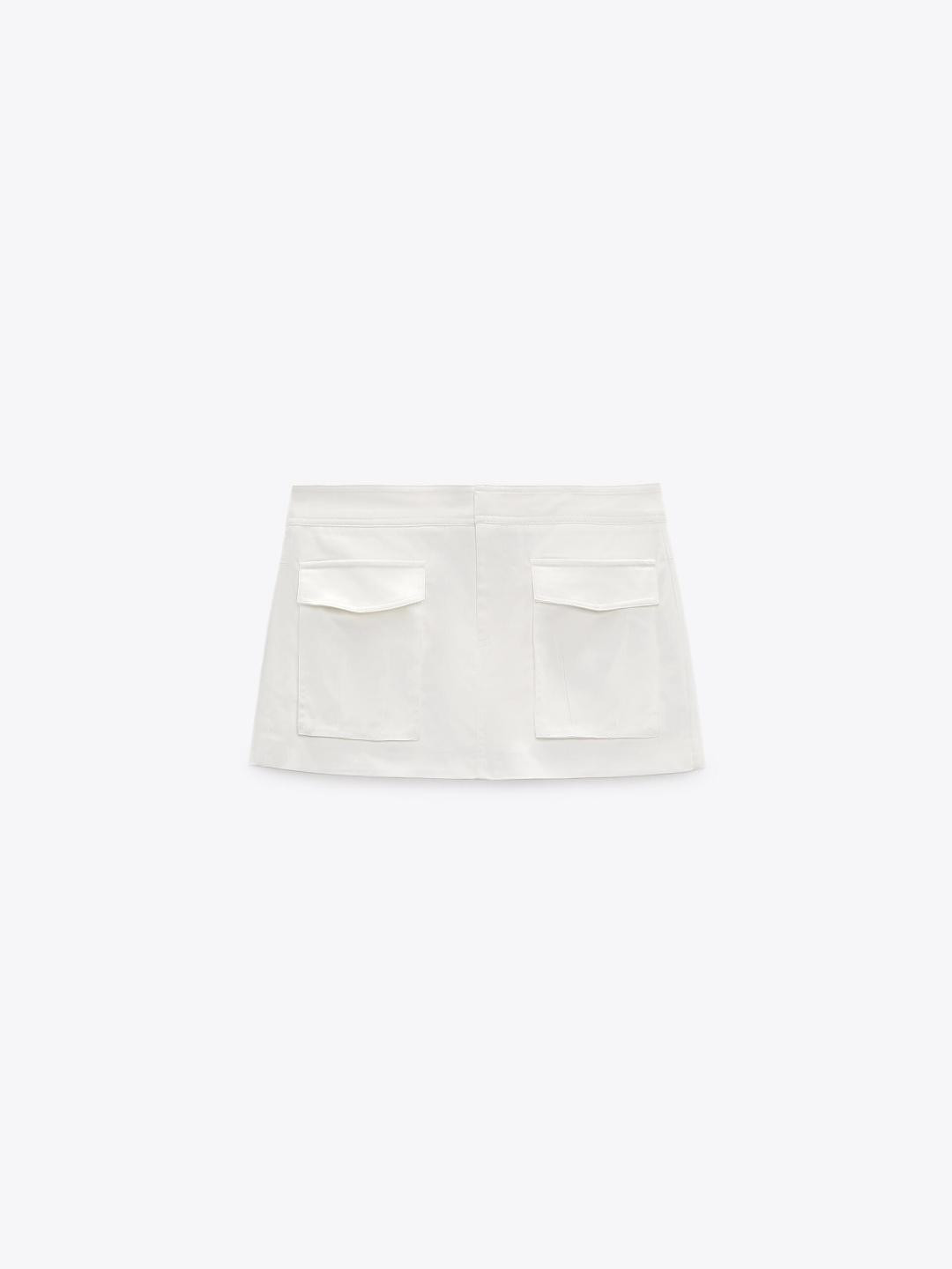 ZARA Women White Shorts
ZARA Women White Shorts