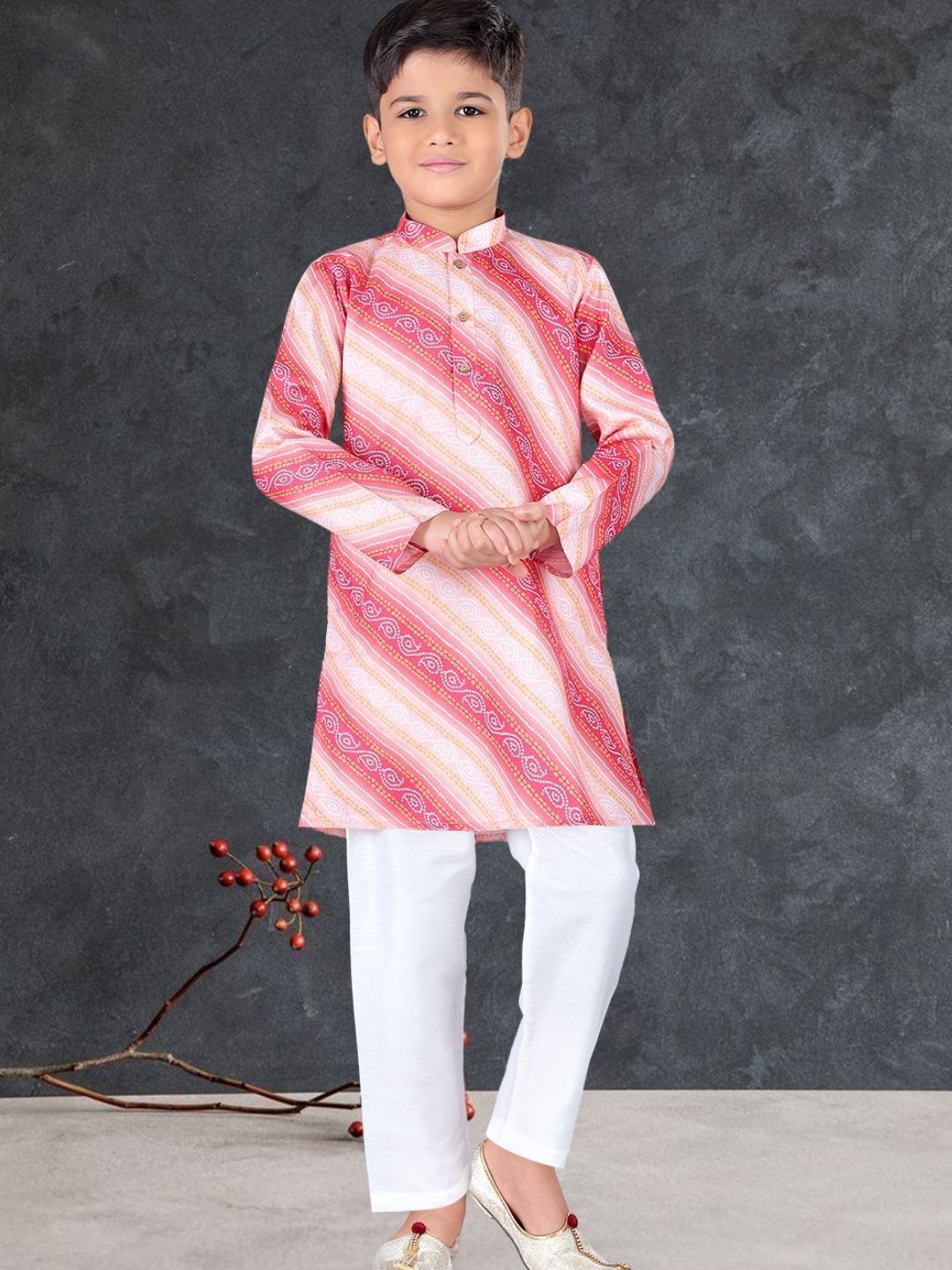 Pehanaava Boys Bandhani Printed Mandarin Collar Cotton Straight Kurta With Pyjama, Pink
Pehanaava Boys Bandhani Printed Mandarin Collar Cotton Straight Kurta With Pyjama, Pink