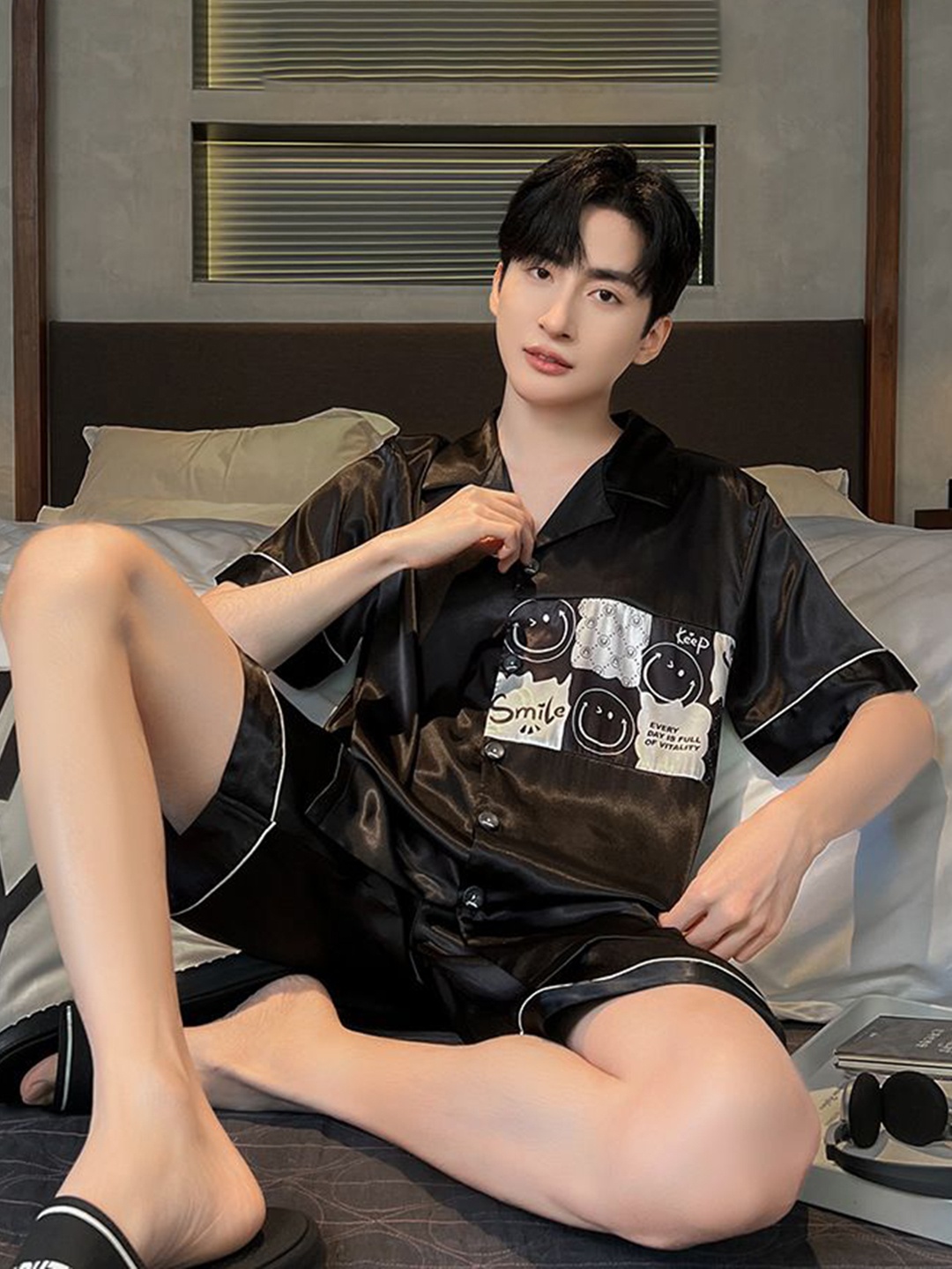 StyleCast Printed Lapel Collar Short Sleeves Shirt With Shorts Night Suits, Black
StyleCast Printed Lapel Collar Short Sleeves Shirt With Shorts Night Suits, Black