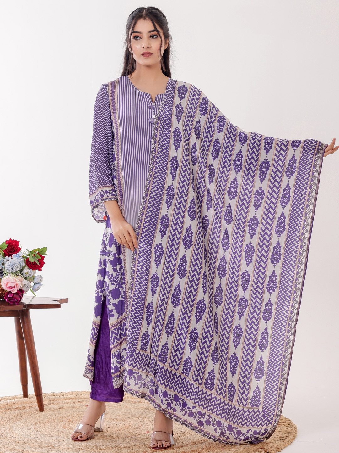 VASVI Ethnic Motifs Printed Flared Sleeves Straight Kurta with Trousers & Dupatta, Lavender
VASVI Ethnic Motifs Printed Flared Sleeves Straight Kurta with Trousers & Dupatta, Lavender