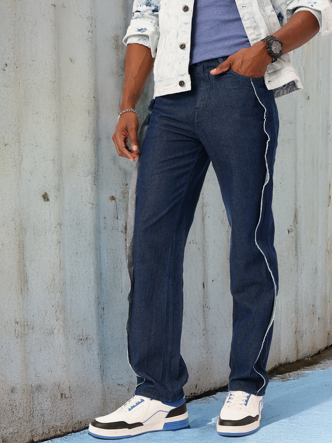 Kook N Keech Men Elevated Essentials Ruffled High-Rise Non-Stretchable Jeans, Navy blue
Kook N Keech Men Elevated Essentials Ruffled High-Rise Non-Stretchable Jeans, Navy blue