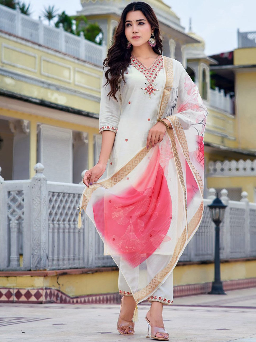KALINI Floral Embroidered Beads and Stones Chanderi Cotton Kurta with Trouser & Dupatta, White
KALINI Floral Embroidered Beads and Stones Chanderi Cotton Kurta with Trouser & Dupatta, White