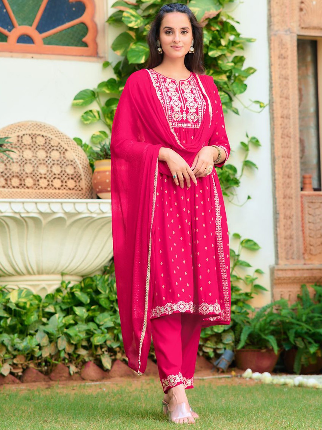KALINI Ethnic Motifs Embroidered Panelled Sequinned Kurta With Trousers & Dupatta, Pink
KALINI Ethnic Motifs Embroidered Panelled Sequinned Kurta With Trousers & Dupatta, Pink