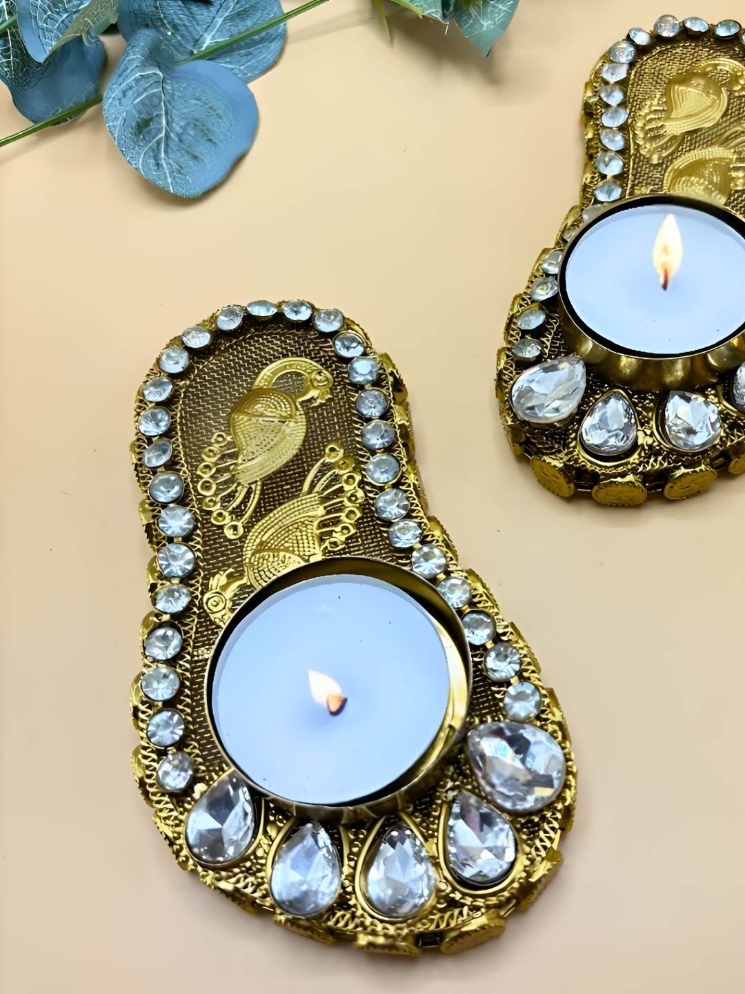 THE HOME CO. Gold-Toned & White 2 Pieces Textured Laxmi Charan Tea Light Candle Holder
THE HOME CO. Gold-Toned & White 2 Pieces Textured Laxmi Charan Tea Light Candle Holder