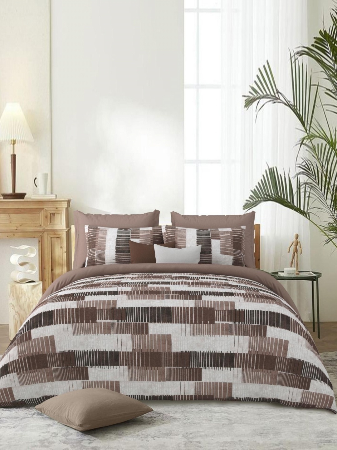 HOME HEAVENS Brown & Grey Geometric Pure Cotton 210 TC King Bedsheet Set 2.74 m x 2.74 m
HOME HEAVENS Brown & Grey Geometric Pure Cotton 210 TC King Bedsheet Set 2.74 m x 2.74 m