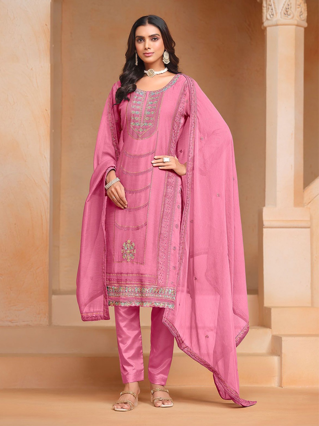 ODETTE Floral Embroidered Sequinned Organza Straight Kurta With Churidar & Dupatta, Pink
ODETTE Floral Embroidered Sequinned Organza Straight Kurta With Churidar & Dupatta, Pink