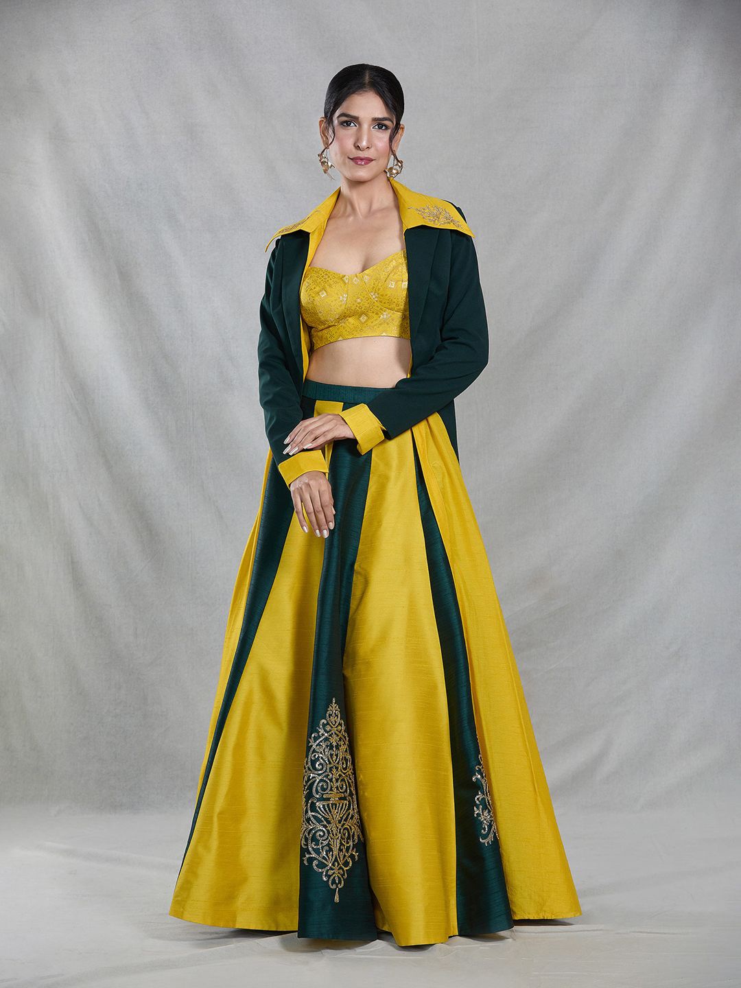 Samyukta Singhania Embroidered Sequinned Ready to Wear Lehenga & Blouse With Dupatta, Yellow
Samyukta Singhania Embroidered Sequinned Ready to Wear Lehenga & Blouse With Dupatta, Yellow