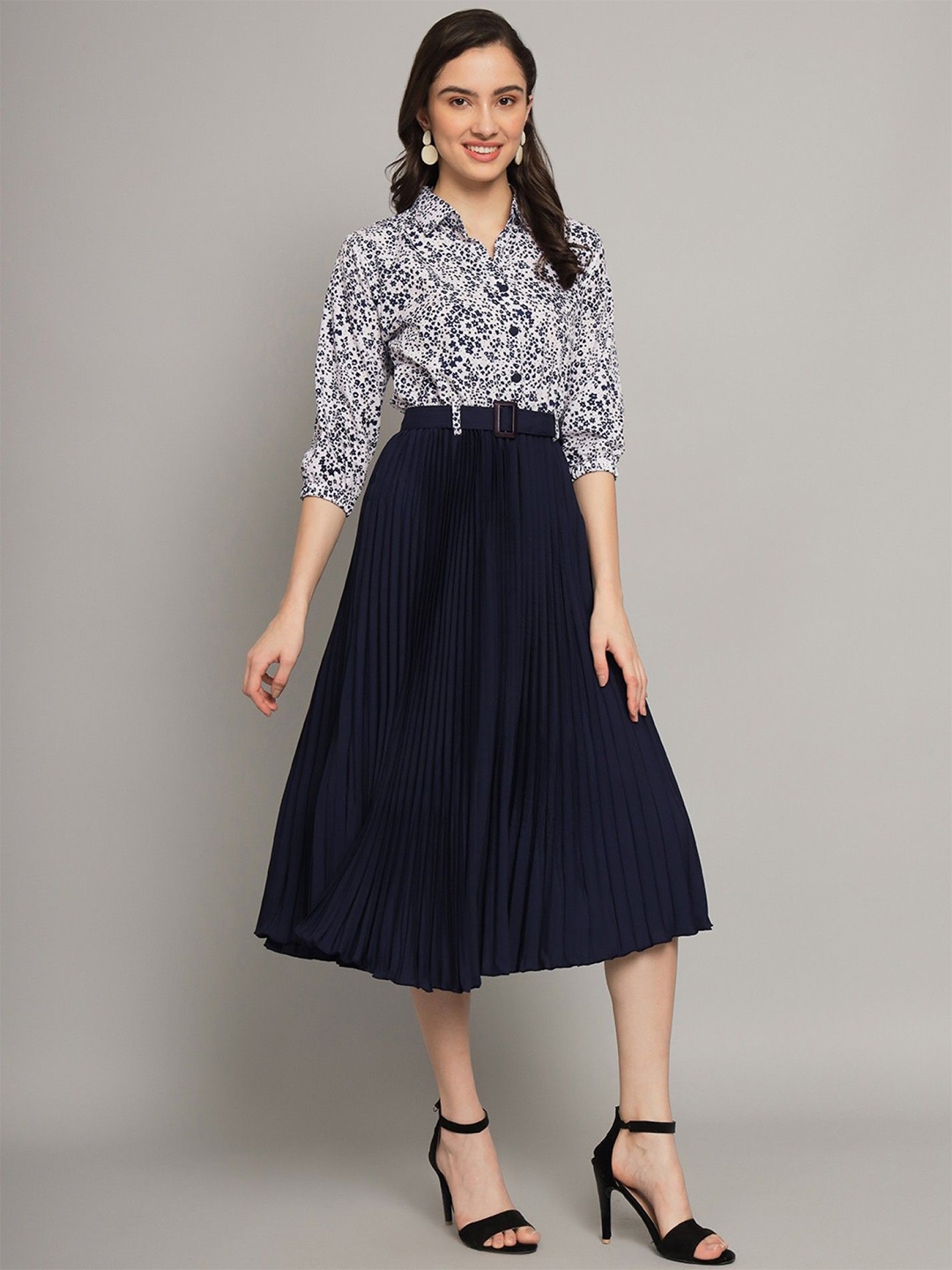 Raiyani Enterprise Women Floral Printed Accordion Pleats Fit & Flare Midi Dress, Black
Raiyani Enterprise Women Floral Printed Accordion Pleats Fit & Flare Midi Dress, Black