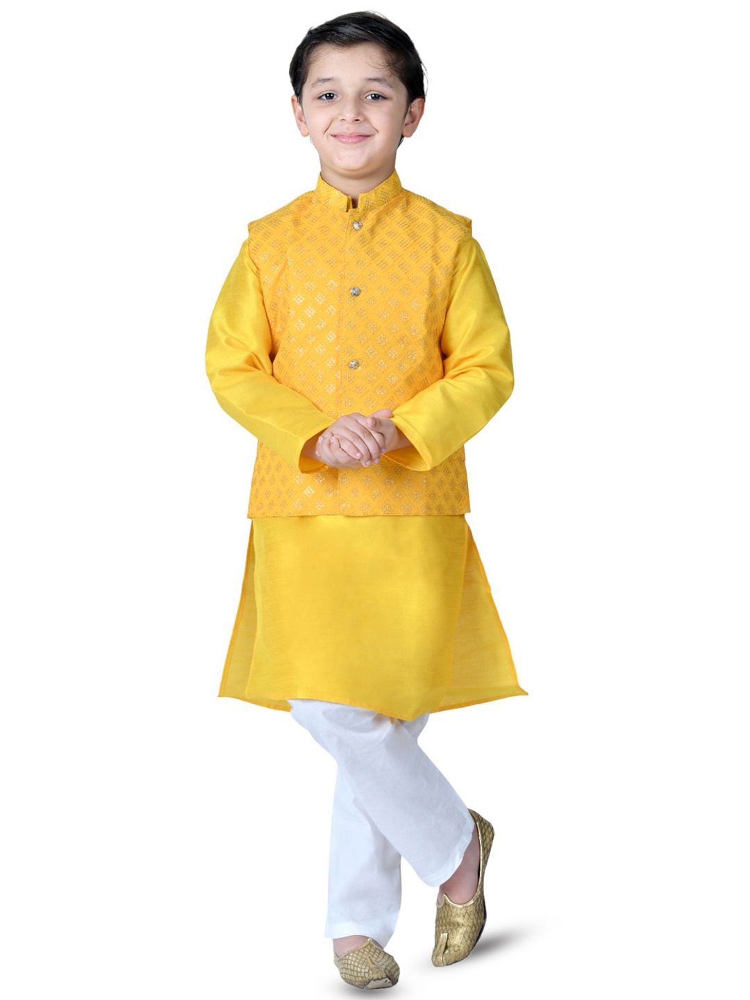 itsmycostume Mandarin Collar Pure Cotton Kurta With Pyjamas & Printed Nehru Jacket, Mustard
itsmycostume Mandarin Collar Pure Cotton Kurta With Pyjamas & Printed Nehru Jacket, Mustard