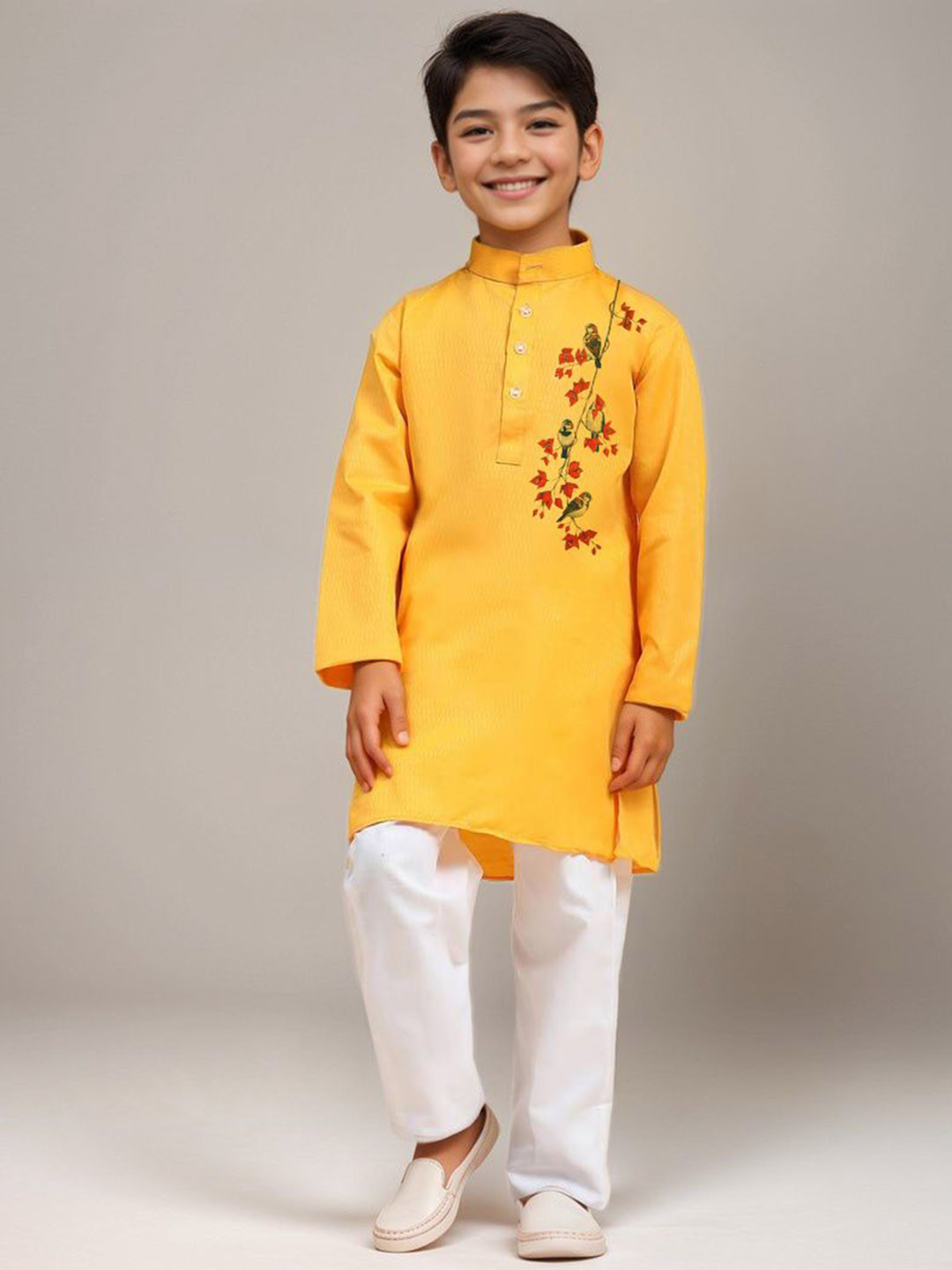 DEVOILER Boys Floral Printed Regular Cotton Straight Kurta with Pyjamas, Yellow
DEVOILER Boys Floral Printed Regular Cotton Straight Kurta with Pyjamas, Yellow