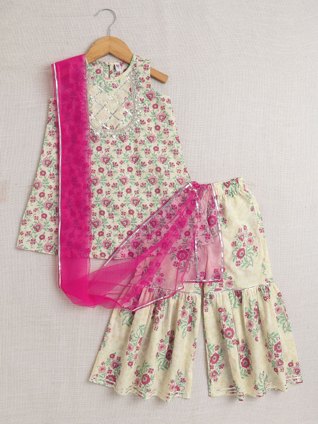 The Magic Wand Girls Printed Gotta Patti Pure Cotton Kurta With Sharara & Dupatta, Off white
The Magic Wand Girls Printed Gotta Patti Pure Cotton Kurta With Sharara & Dupatta, Off white