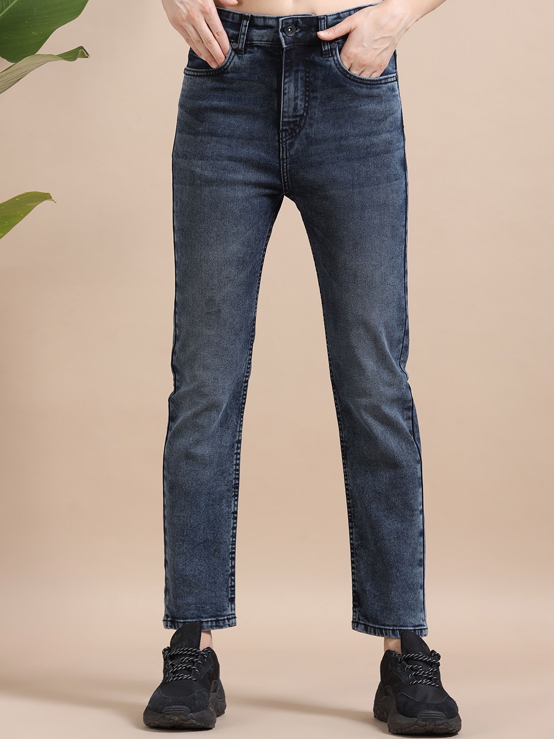 Mast & Harbour Women Cotton Straight Fit High-Rise Light Fade Stretchable Casual Jeans, Blue
Mast & Harbour Women Cotton Straight Fit High-Rise Light Fade Stretchable Casual Jeans, Blue