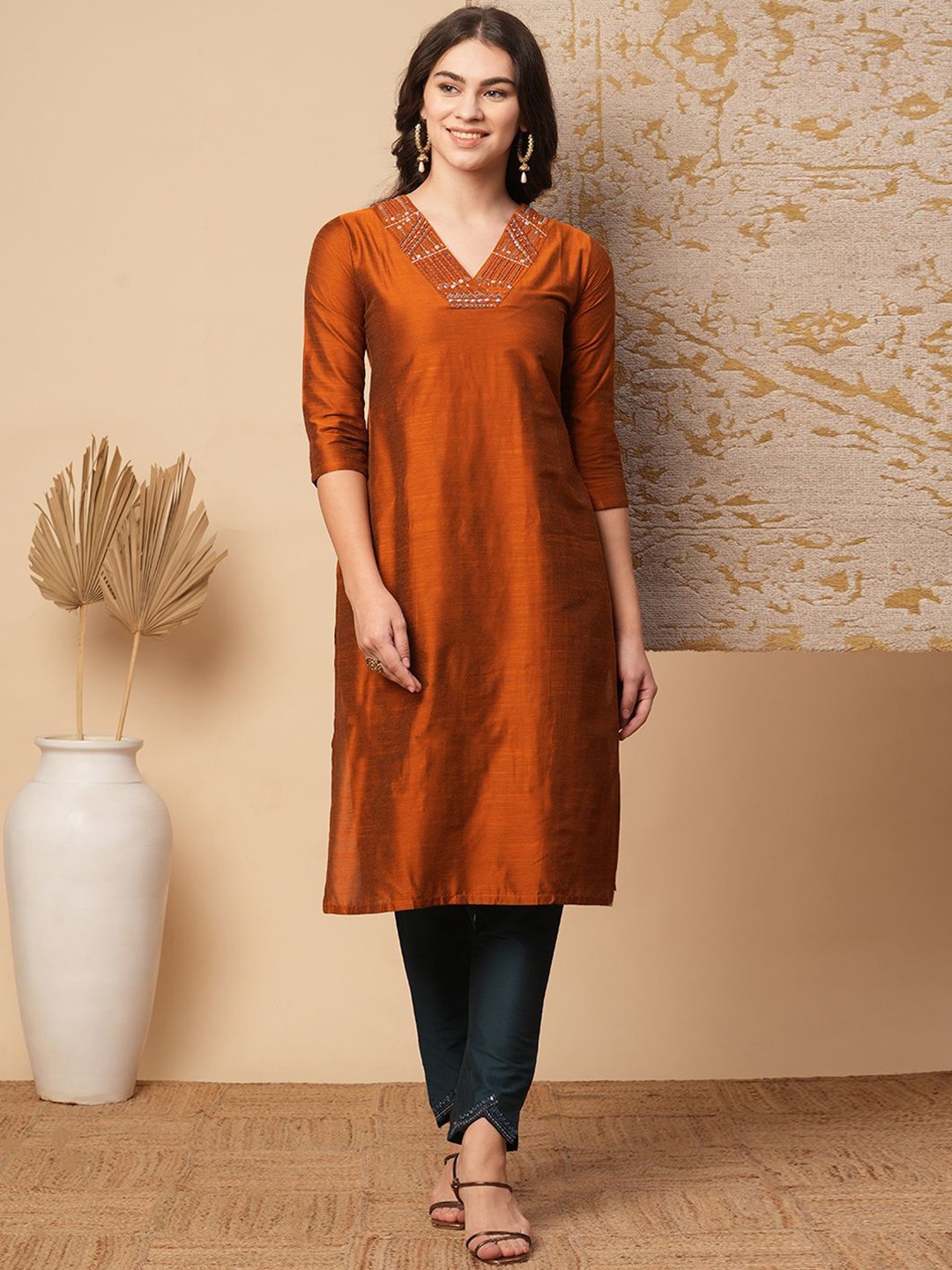 FASHOR Floral Yoke Design Embroidered Straight Cotton Silk Kurta with Trousers, Rust
FASHOR Floral Yoke Design Embroidered Straight Cotton Silk Kurta with Trousers, Rust