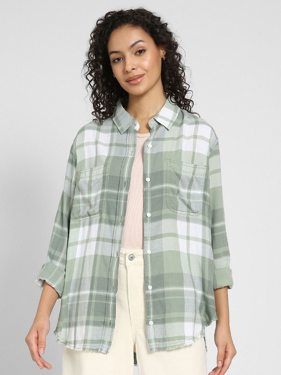 AMERICAN EAGLE OUTFITTERS Women Spread Collar Tartan Checked Cotton Casual Shirt, Green
AMERICAN EAGLE OUTFITTERS Women Spread Collar Tartan Checked Cotton Casual Shirt, Green