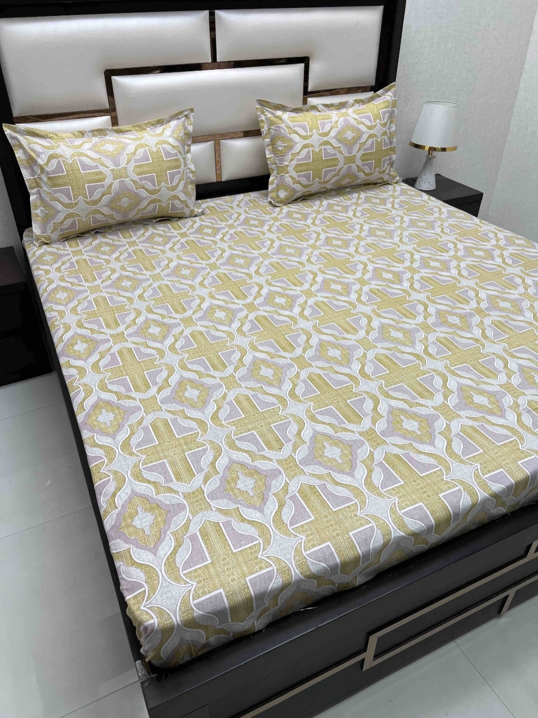 Pure Decor Velar Brown Motifs Printed Pure Cotton 230TC King Bedsheet Set 3.06 x 2.76 m
Pure Decor Velar Brown Motifs Printed Pure Cotton 230TC King Bedsheet Set 3.06 x 2.76 m