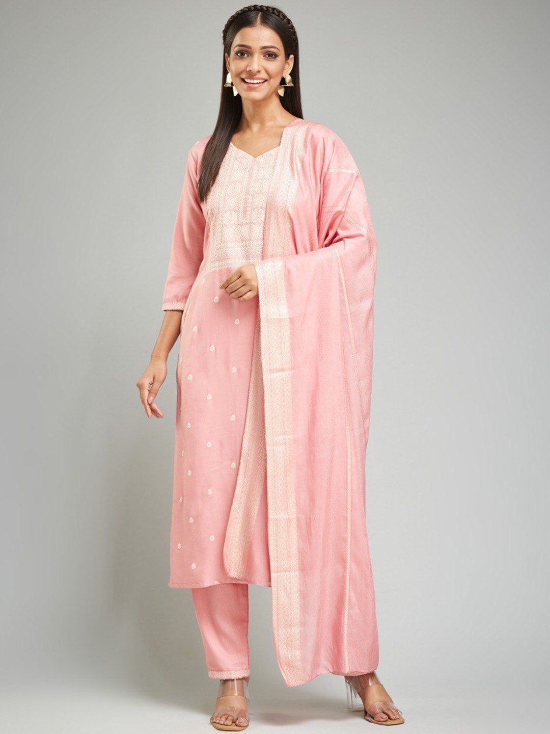 LADY SHOPI Floral Printed Chanderi Silk Straight Kurta with Trouser & Dupatta, Peach
LADY SHOPI Floral Printed Chanderi Silk Straight Kurta with Trouser & Dupatta, Peach