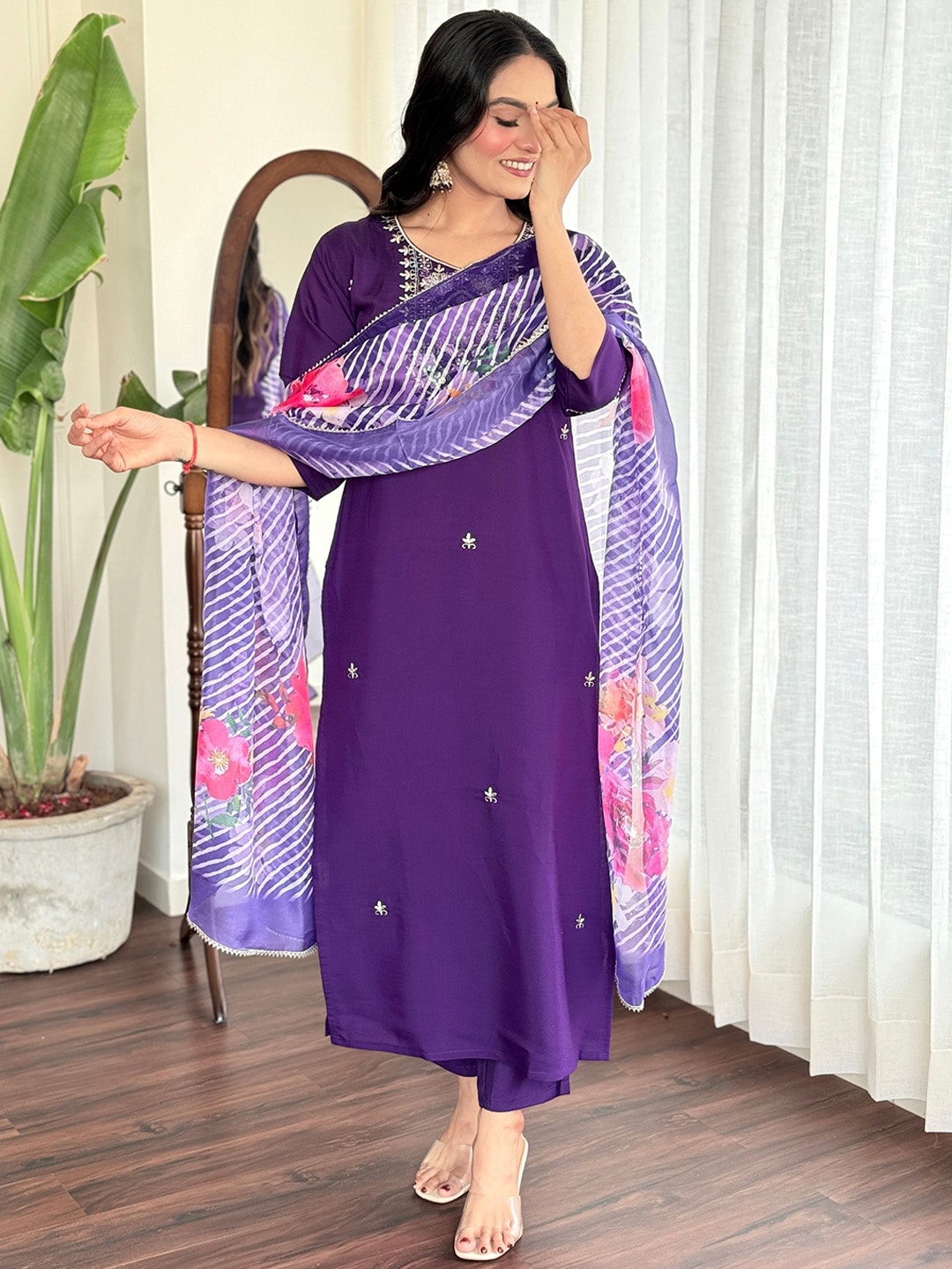 KALINI Floral Embroidered Thread Work Chanderi Silk Kurta with Trouser & Dupatta, Purple
KALINI Floral Embroidered Thread Work Chanderi Silk Kurta with Trouser & Dupatta, Purple