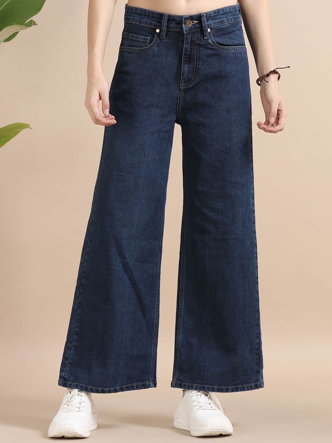Mast & Harbour Women Comfort Wide Leg High-Rise Light Fade Acid Wash Stretchable Jeans, Blue
Mast & Harbour Women Comfort Wide Leg High-Rise Light Fade Acid Wash Stretchable Jeans, Blue