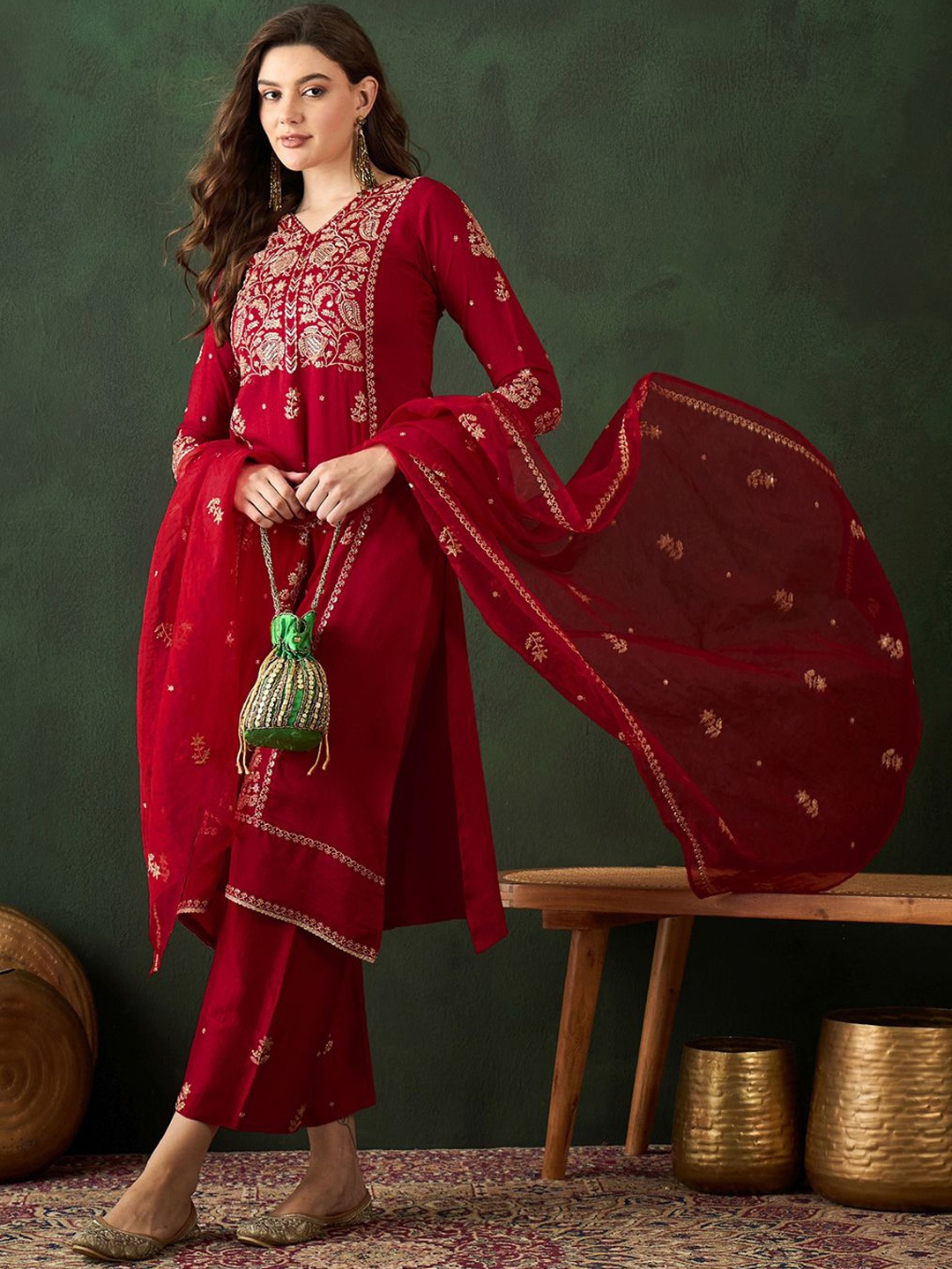 Sangria Red Floral Embroidered Sequined Straight Kurta With Trousers & Dupatta
Sangria Red Floral Embroidered Sequined Straight Kurta With Trousers & Dupatta