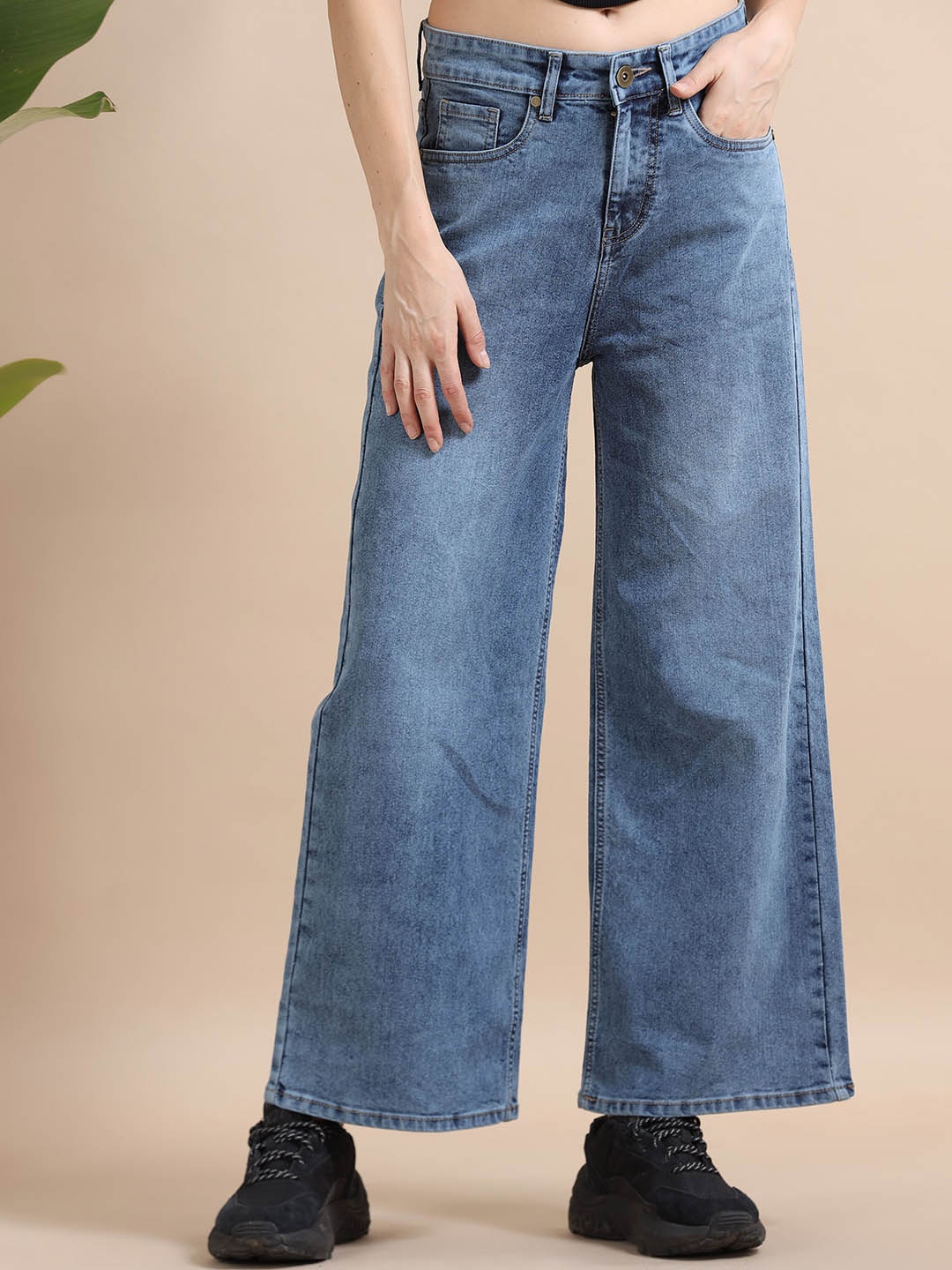 Mast & Harbour Women Comfort Wide Leg High-Rise Light Fade Acid Wash Stretchable Jeans, Blue
Mast & Harbour Women Comfort Wide Leg High-Rise Light Fade Acid Wash Stretchable Jeans, Blue