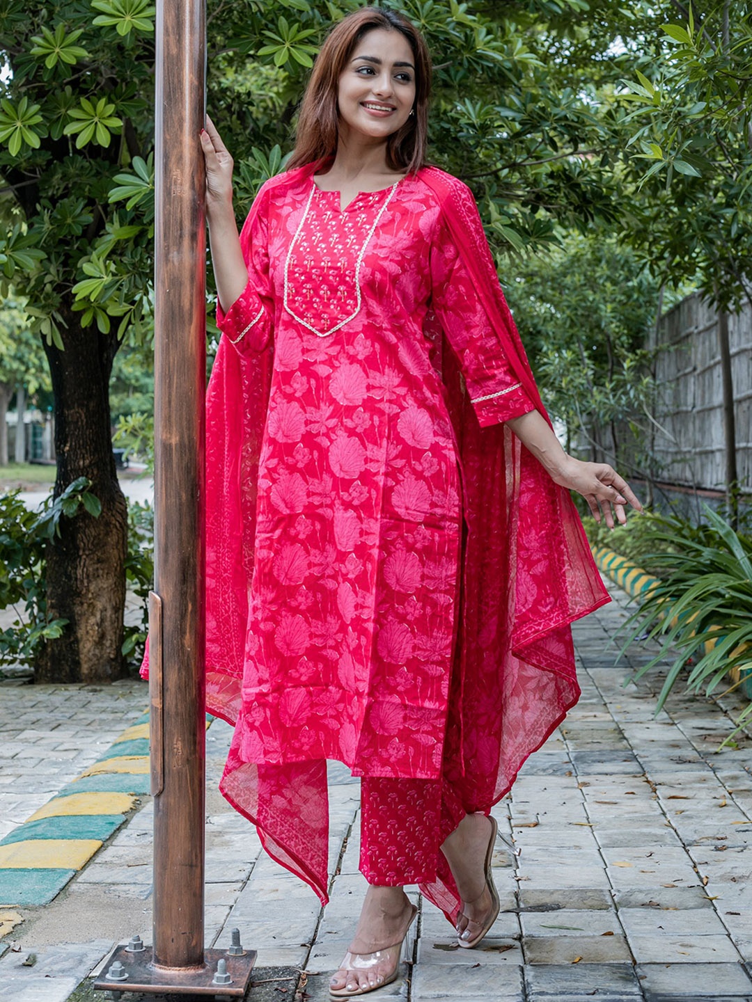 Angvarnika Floral Printed Mirror Work Pure Cotton Straight Kurta with Trousers & Dupatta, Pink
Angvarnika Floral Printed Mirror Work Pure Cotton Straight Kurta with Trousers & Dupatta, Pink