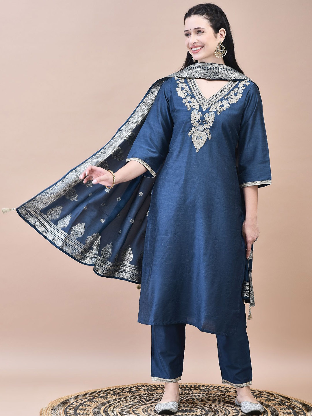 Shree Floral Embroidered Regular Straight Kurta With Trouser With Dupatta, Navy blue
Shree Floral Embroidered Regular Straight Kurta With Trouser With Dupatta, Navy blue