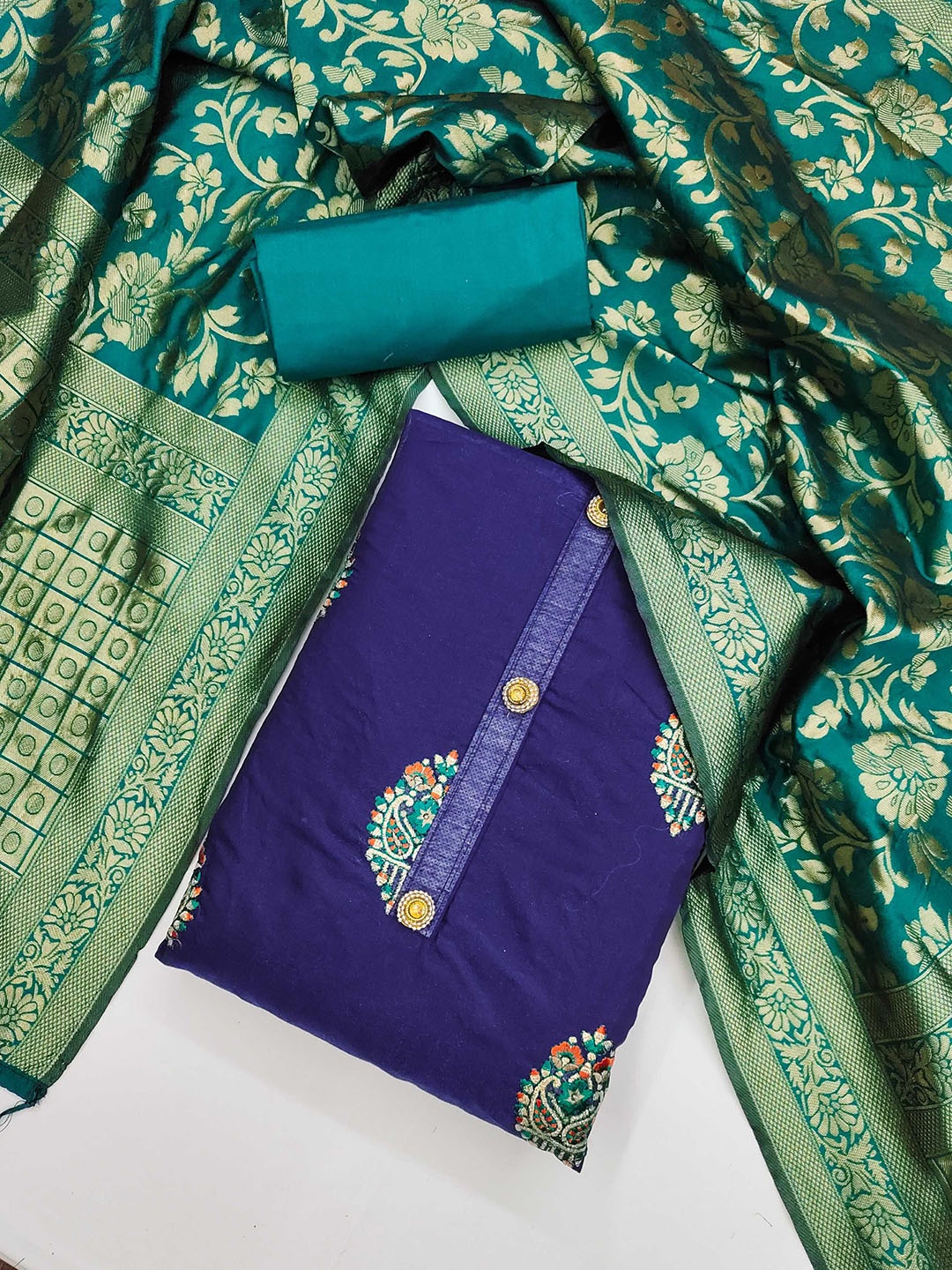 Panzora Floral Embroidered Thread Work Chanderi Silk Zari Unstitched Dress Material, Blue
Panzora Floral Embroidered Thread Work Chanderi Silk Zari Unstitched Dress Material, Blue