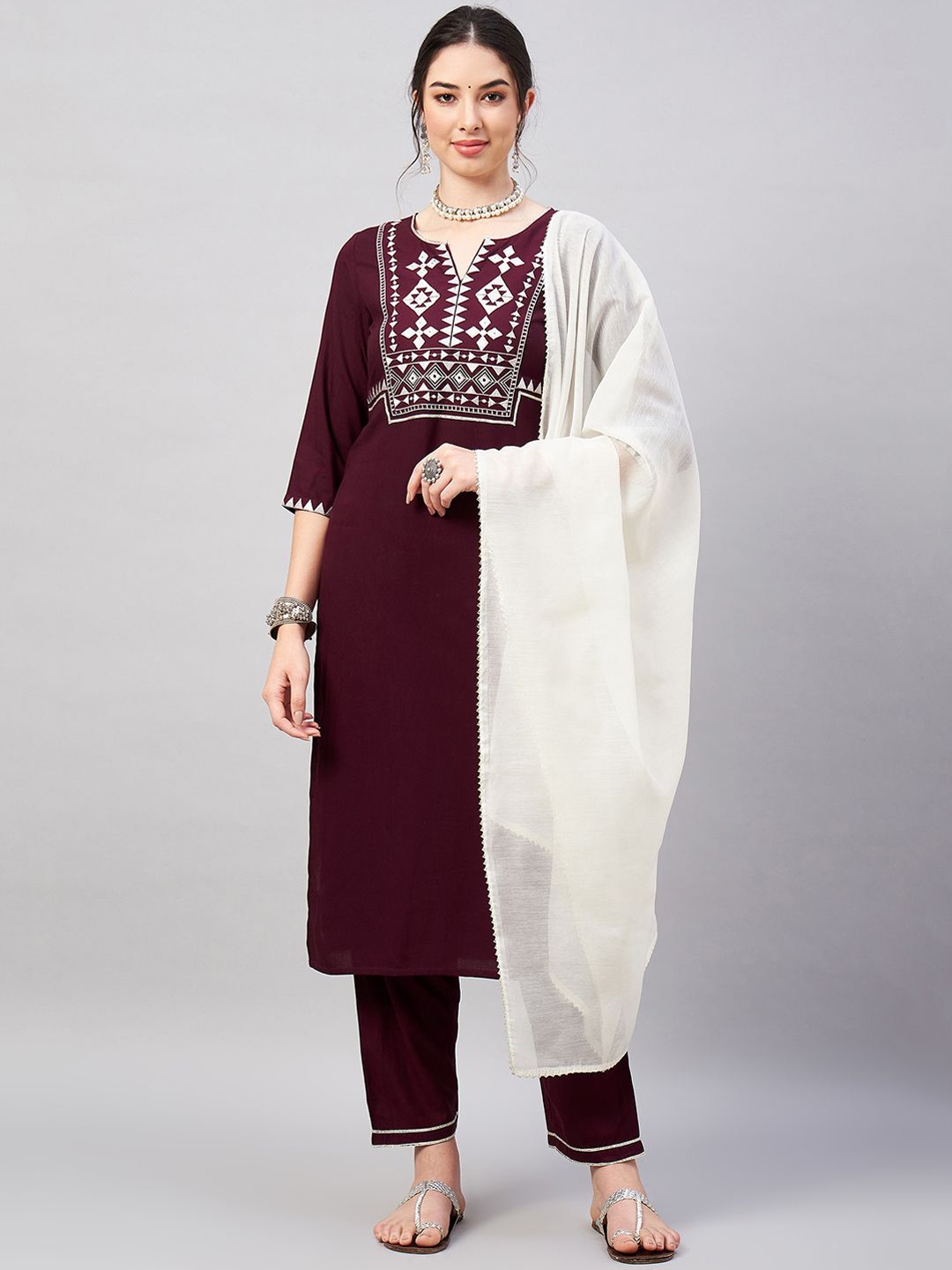 WineRed Geometric Embroidered Regular Mirror Work Kurta With Trouser With Dupatta, Purple
WineRed Geometric Embroidered Regular Mirror Work Kurta With Trouser With Dupatta, Purple