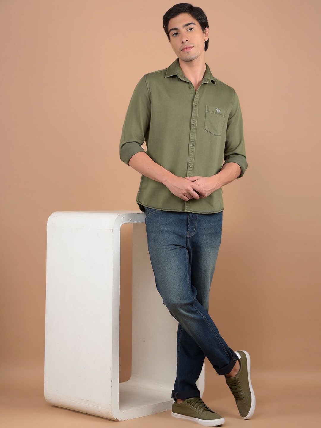Crimsoune Club Men Spread Collar Solid Cotton Slim Fit Casual Shirt, Olive
Crimsoune Club Men Spread Collar Solid Cotton Slim Fit Casual Shirt, Olive