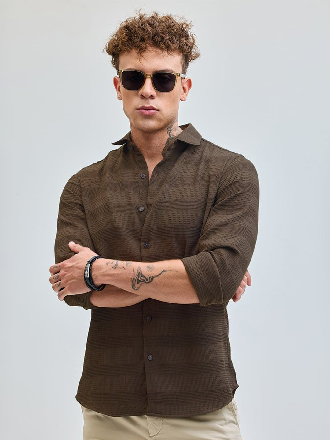 Snitch Men Smart Spread Collar Textured Casual Shirt, Brown 
Snitch Men Smart Spread Collar Textured Casual Shirt, Brown