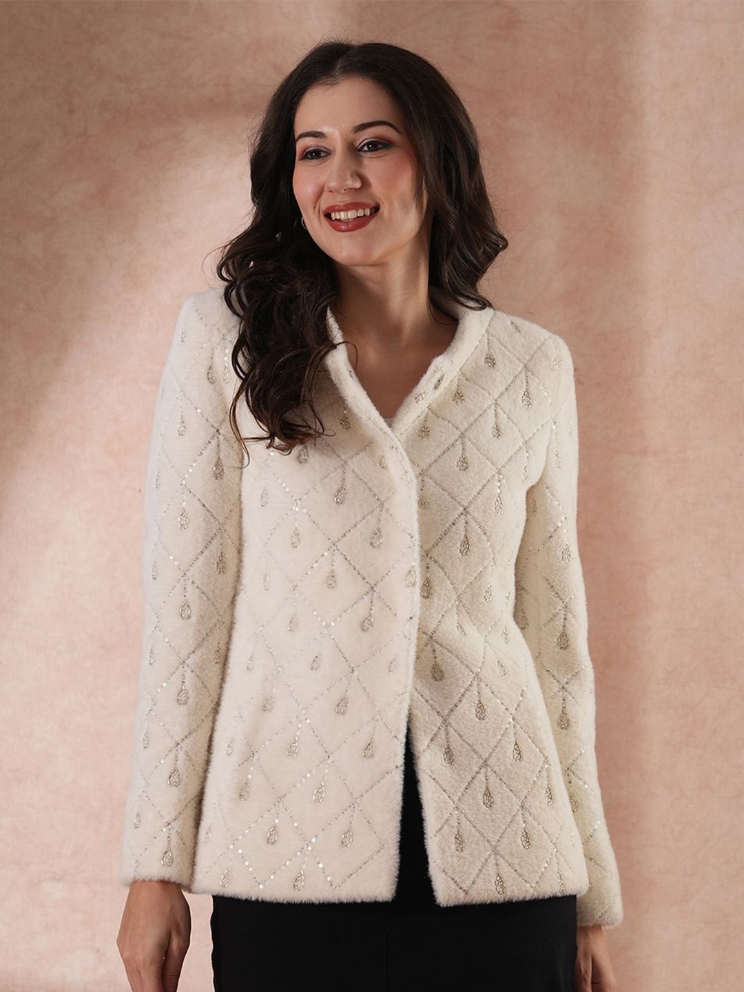 Globus Women Tailored Fit Round Neck Embellished Single-Breasted Overcoat, Off white
Globus Women Tailored Fit Round Neck Embellished Single-Breasted Overcoat, Off white
